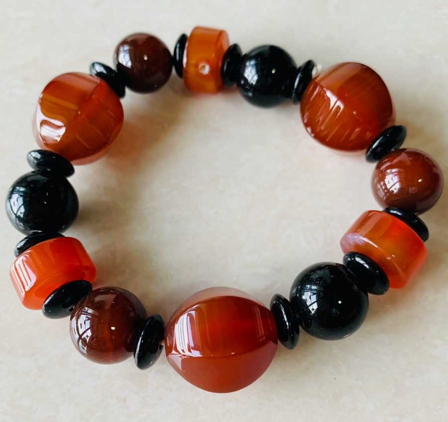 กำไลธิเบต 100%