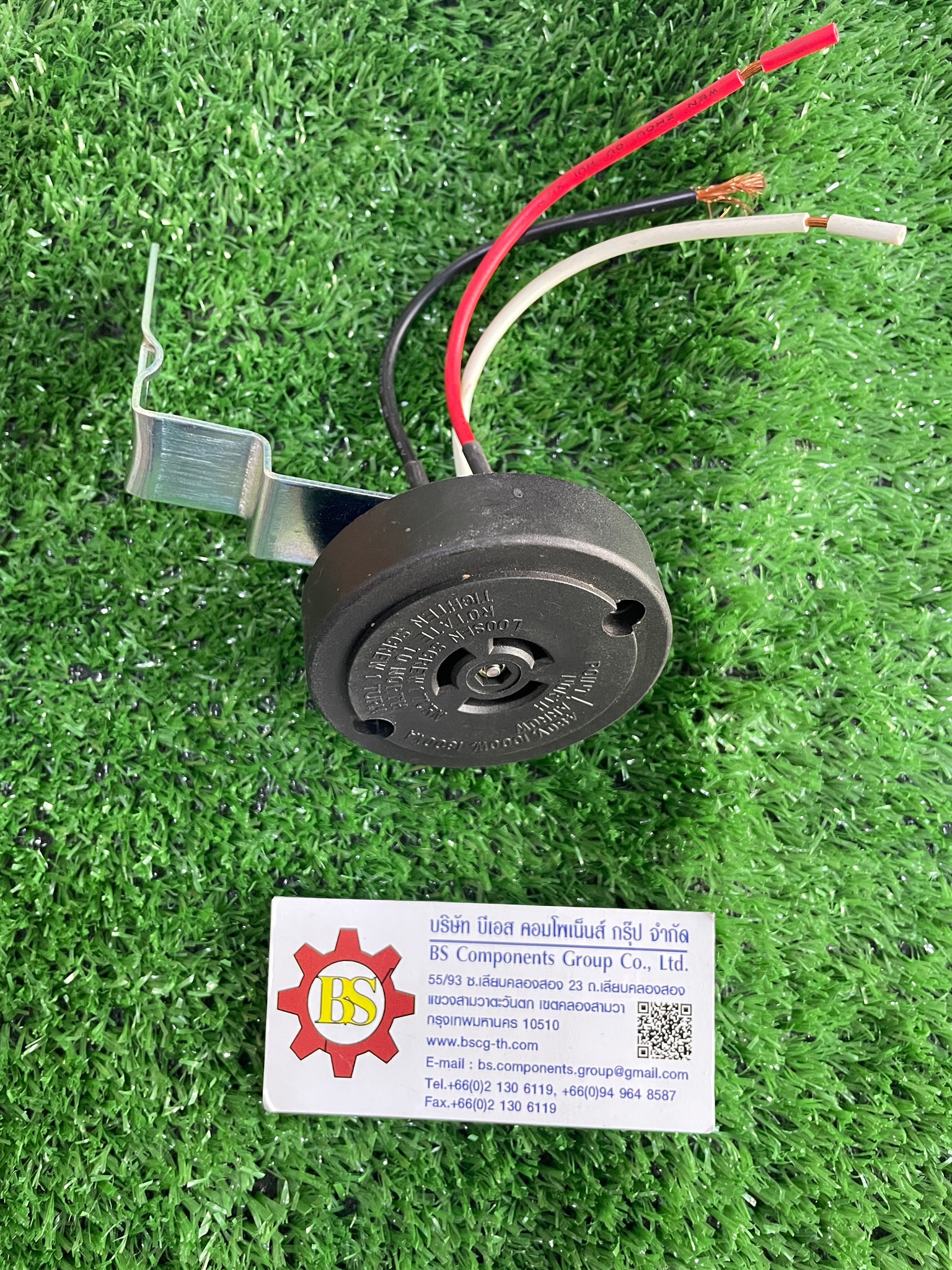People : Connector Photo swicht PL-001 (ขาเหล็ก)