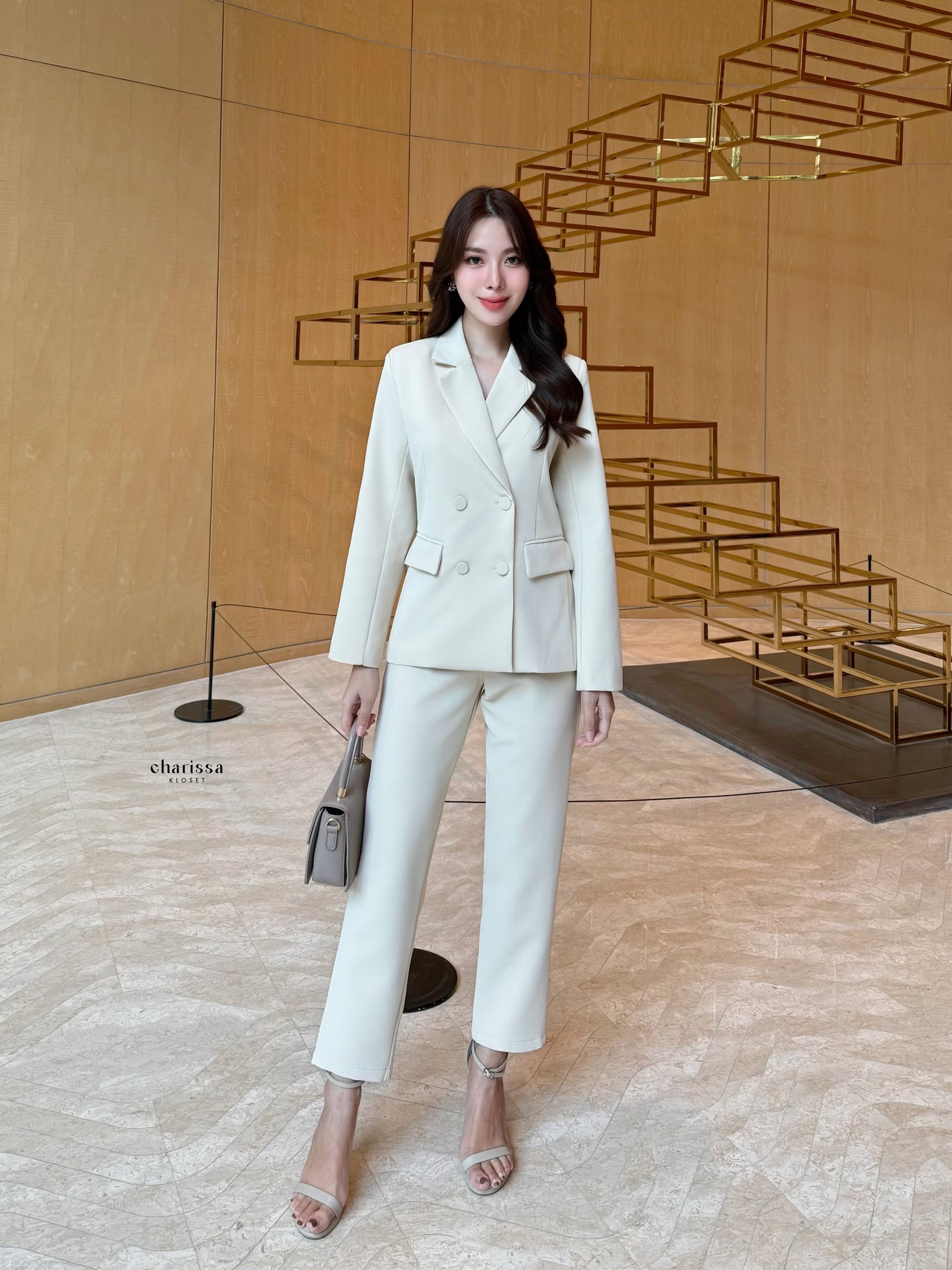 Setsuit ทรงสวยมาก ผ้าดี ใส่สบายสุดดด