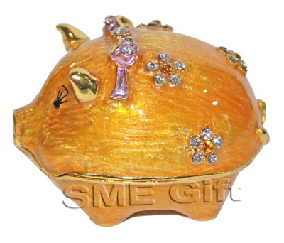 หมู(สีเหลืองทอง) ใหญ่ ประดับคริสตัล 000514 ชิ้น