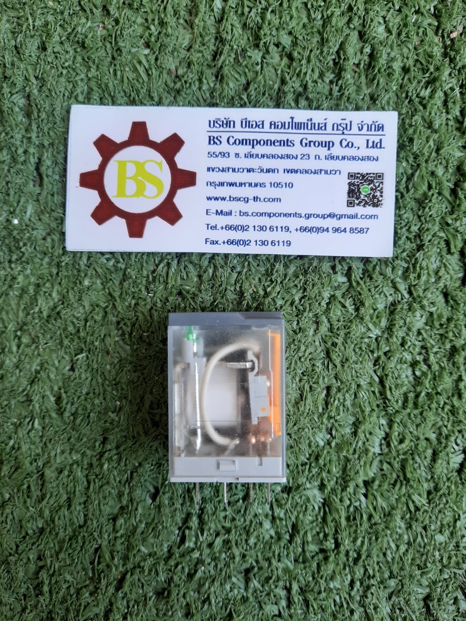 Schneider : Relay RXM2LB2BD 2C/O +LED 5A Coil 24VDC