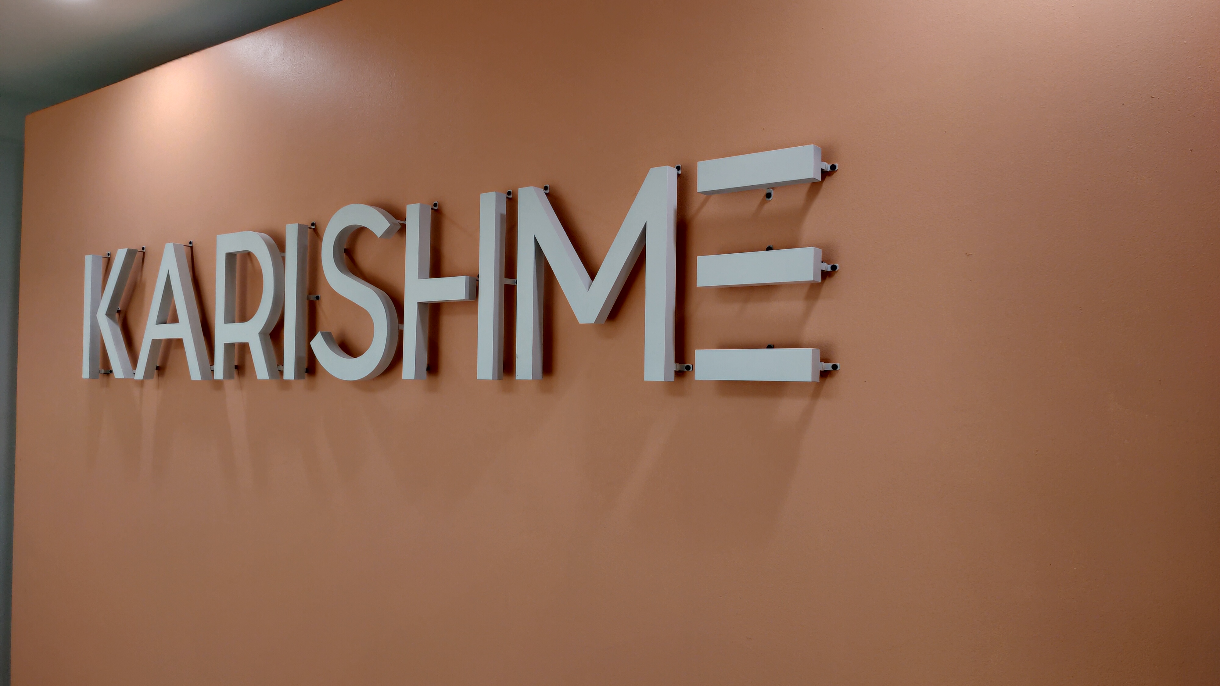 ป้ายอักษรโลหะและสเตนเลส