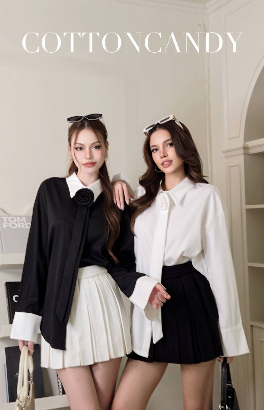 เสื้อเชิ๊ตดีเทลเก๋ๆ รุ่นนี้เป็นเข็มกลัดถอดได้ ใส่ออกมาแล้วสวยแน่นอน ทรง oversizeใส่สบาย โทนสีสวยมากๆคร่าาาา