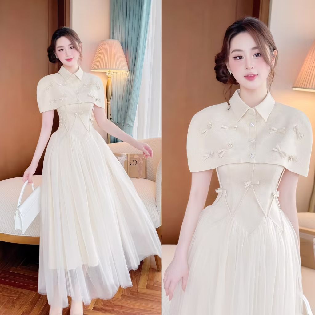 Dress สายเดี่ยวตัวยาว อกมีฟองน้ำจัดทรงให้ค่ะ แต่งสายเล็กๆแต่งโบว์ด้านหน้า ช่วงกระโปรงแต่งผ้ามุ้งสวยมากค่ะ แต่งผ้าคลุมไหล่คอปกติดกระดุมด้านหน้า แต่งโบว์เล็กๆด้านหน้า เนื้อผ้าหนาเป็นทรงสวย มีน้ำหนักทิ้งตัวสวย มีซับในทั้งชุดค่ะ ใส่ออกมาเป็นทรงสวยสุดๆค่า ...