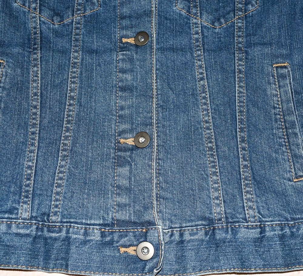 UNIQLO®แท้ อก 33 เสื้อแจ็คเก็ตยีนส์หญิง ยูนิโคล่ สียีนส์ เสื้อแขนยาว เนื้อผ้าดี