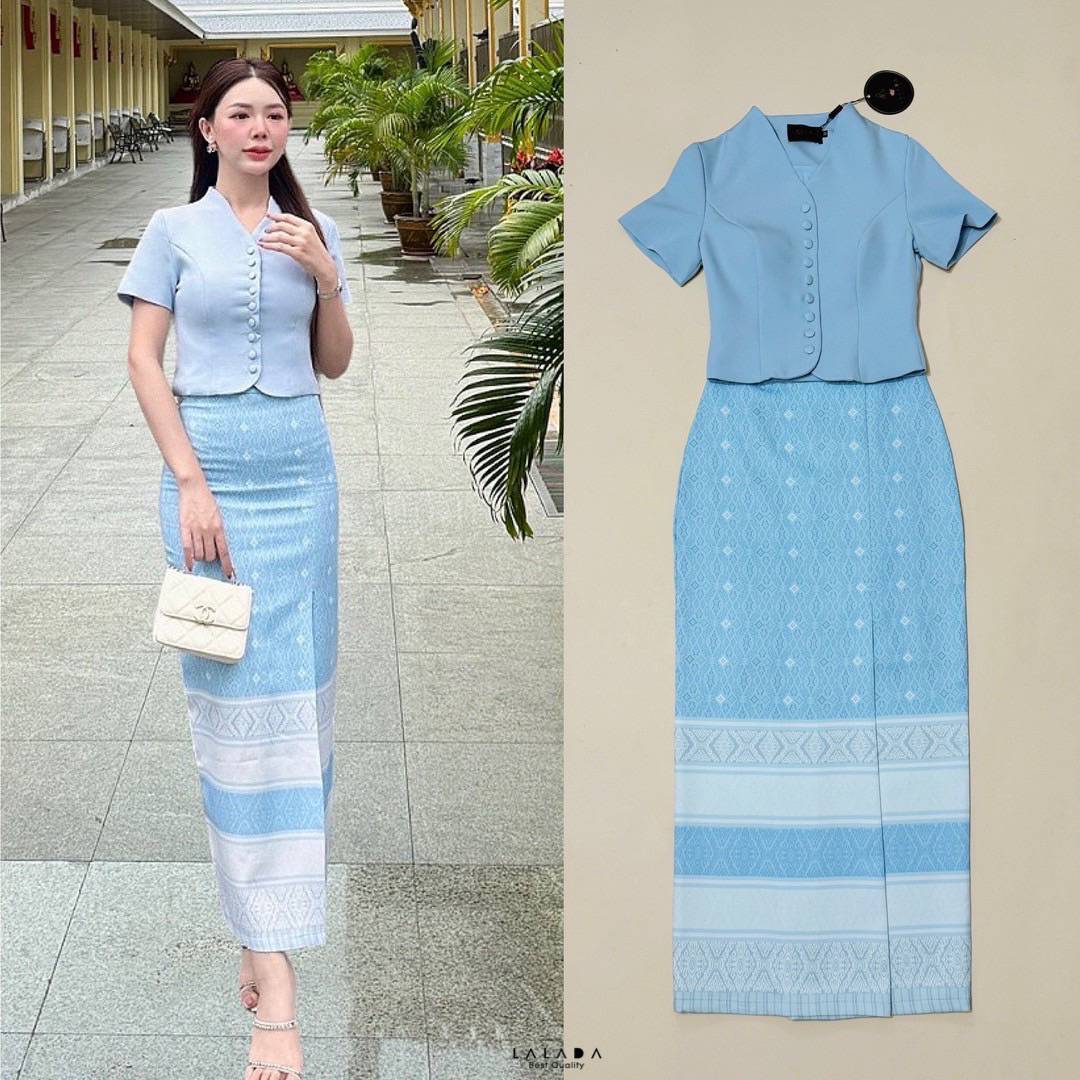 set 2 ชิ้น ผ้าไทย ชุดไปทำบุญ ชุดไปงาน พร้อมส่งค่า เสื้อคอวีสีชมพูกระดุมหน้า ช่วงอกเสริมฟองน้ำแมทช์กับผ้าถุงสำเร็จ ผ้าพิมพ์ลายมีซิบหลัง สวมใส่สะดวก สวยหวานฉ่ำๆ งานบุญ งานบวชได้หมดเลยค่ะ
