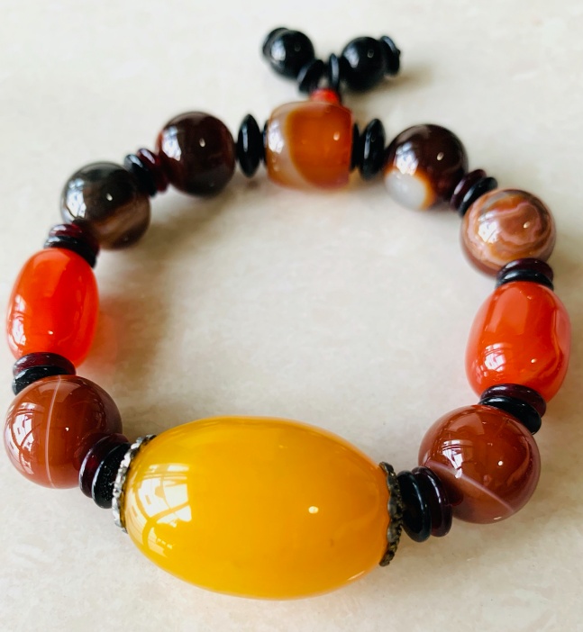 กำไลหินธิเบต