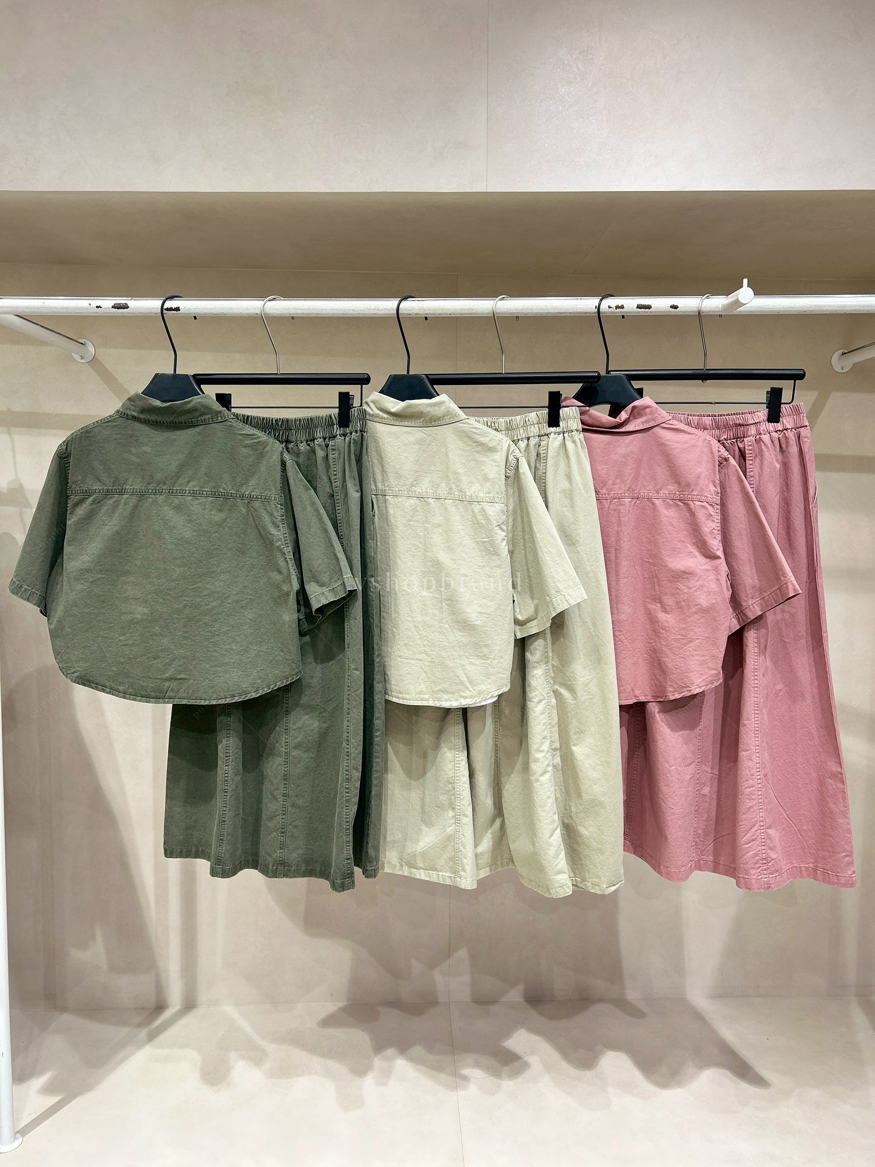 Set เสื้อแขนสั้นเดนิมกระเป๋าอก + กระโปรงยาว