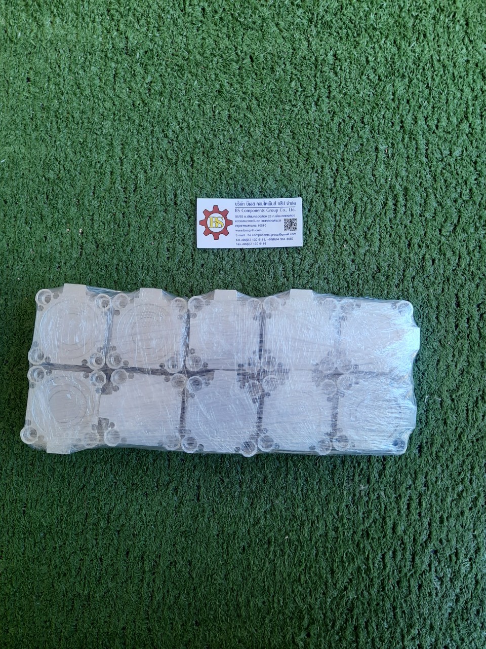 PNEUMAX : Compact cylinder 1501.40.20.1