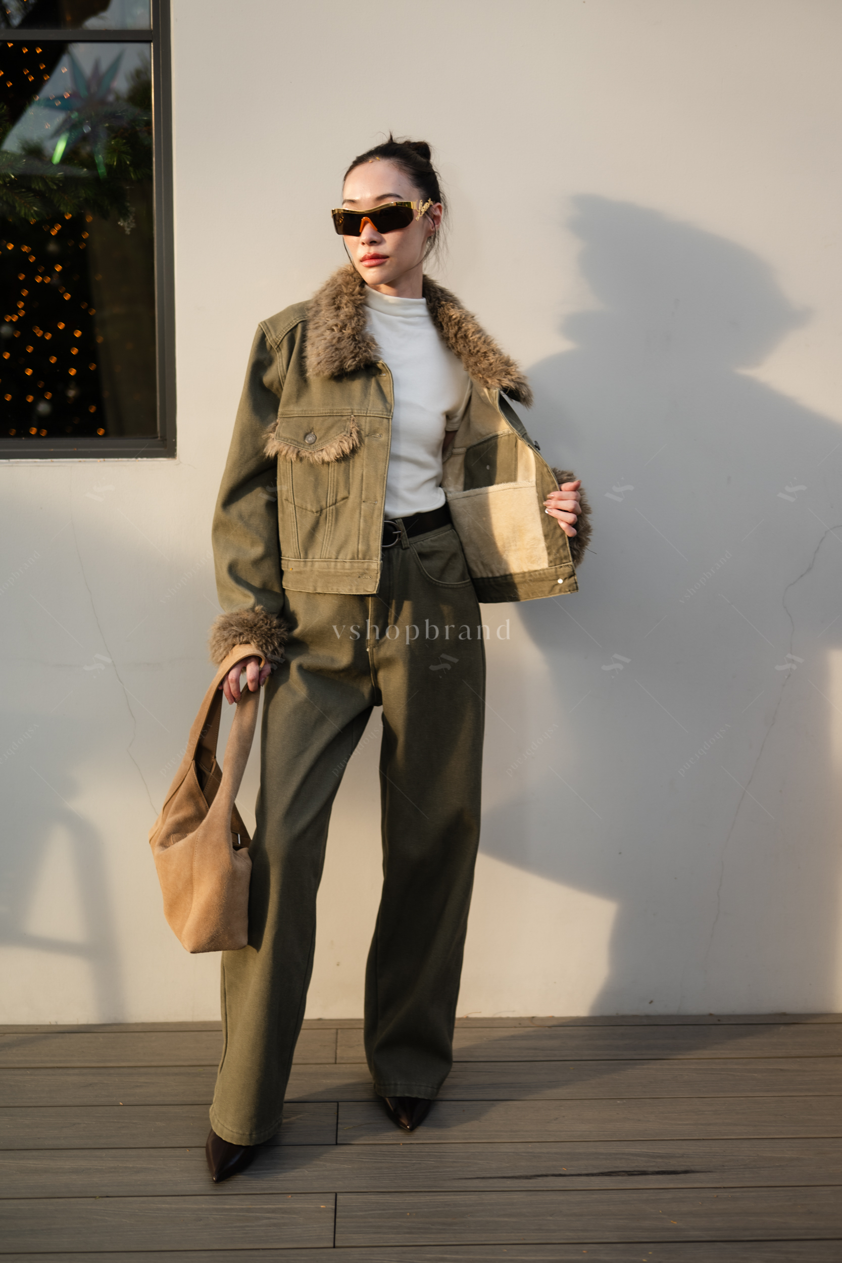 Set เสื้อยีนส์แขนยาวกระเป๋าอกคู่ปกเฟอร์ + กางเกงขายาว