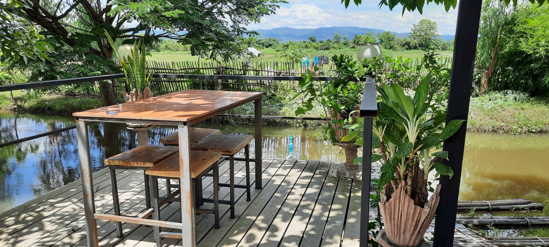 ขายที่ดินพร้อมสิ่งปลูกสร้างร้านอาหาร 1ไร่ 2 งาน85 ตรว. ตำบลสันโป่ง อำเภอแม่ริม จังหวัดเชียงใหม่ เหมาะสำหรับคนที่รักธรรมชาติ