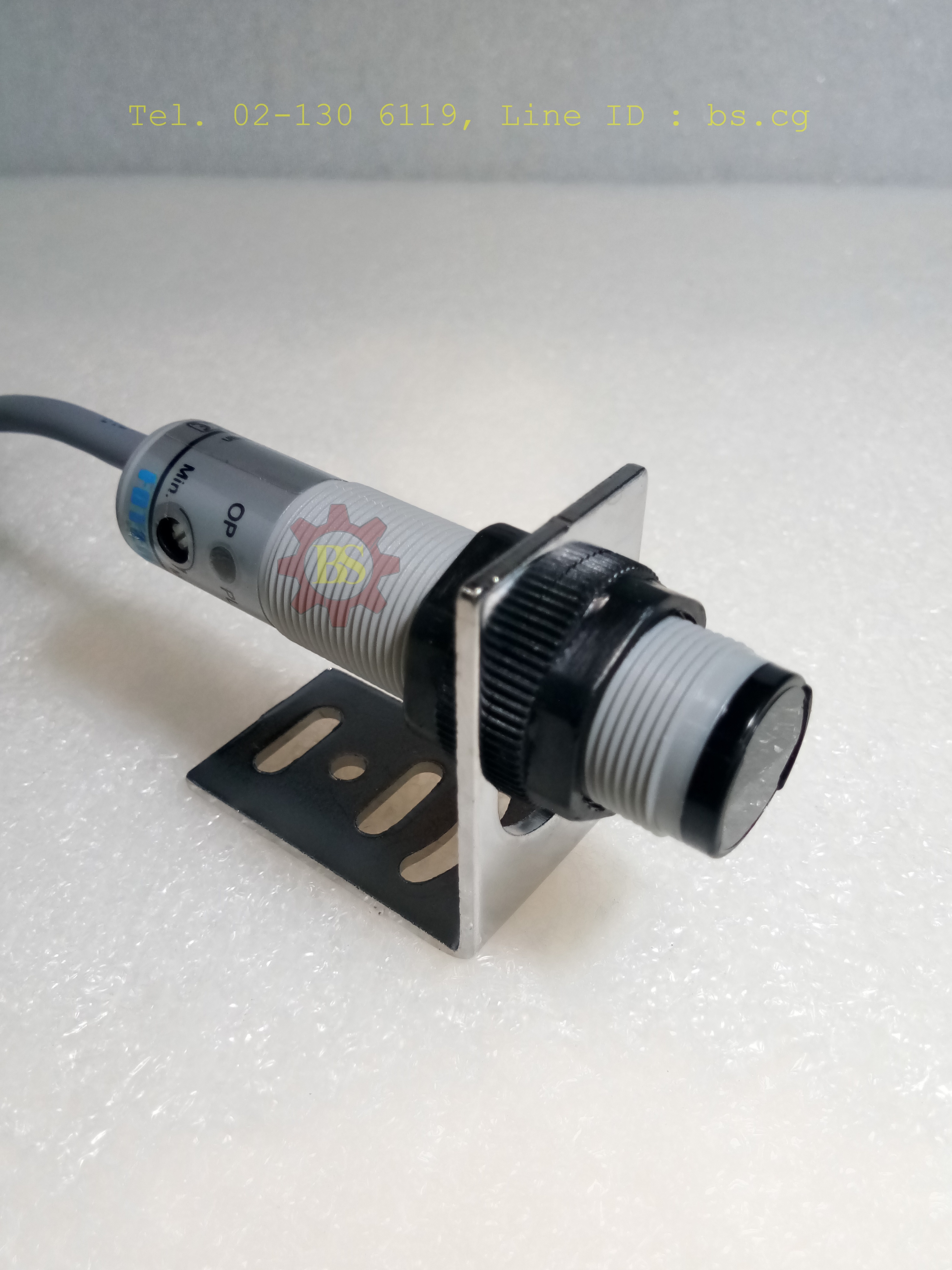 FOTEK: M18 Power Photo Sensor CDR-30N