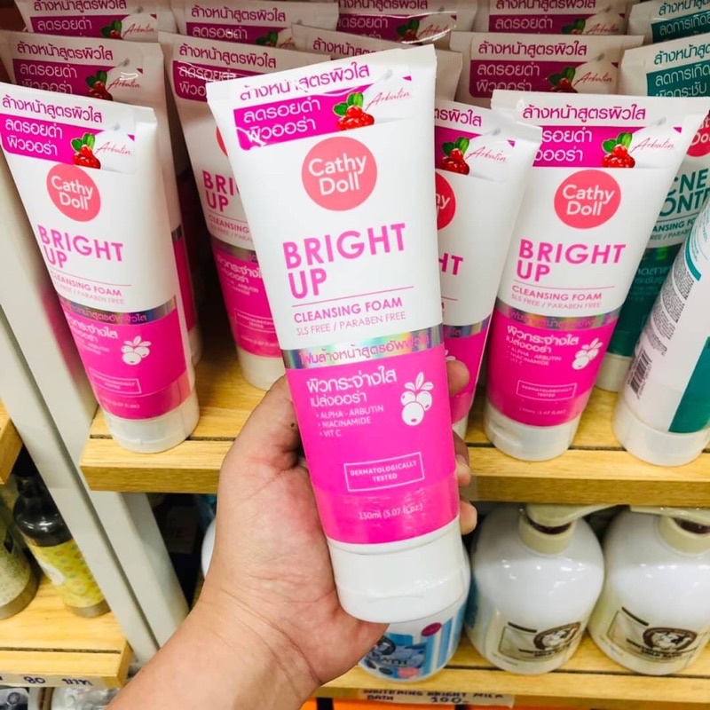 Cathy Doll Bright Up Cleansing Foam 150 ml โฟมล้างหน้า สูตรลดเลือนความหมองคล้