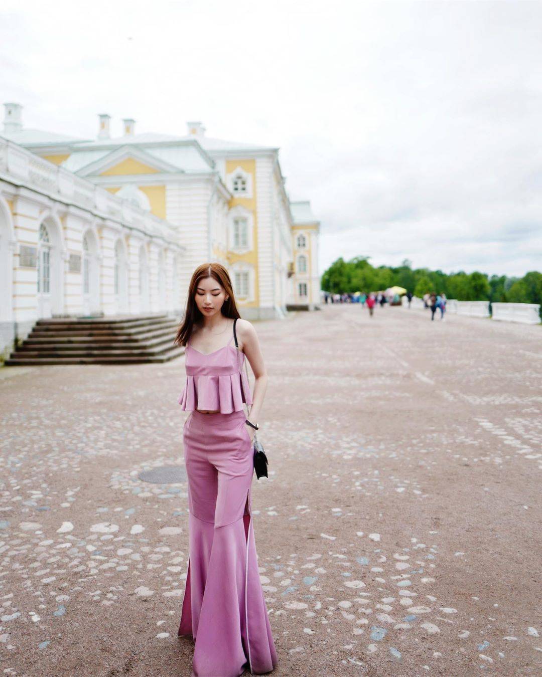 ชุดเซ็ตไฮโซเก๋ ๆ เซ็กซี่เสื้อสายเดี่ยวกางเกงขาบานผ่าข้าง-SizeL