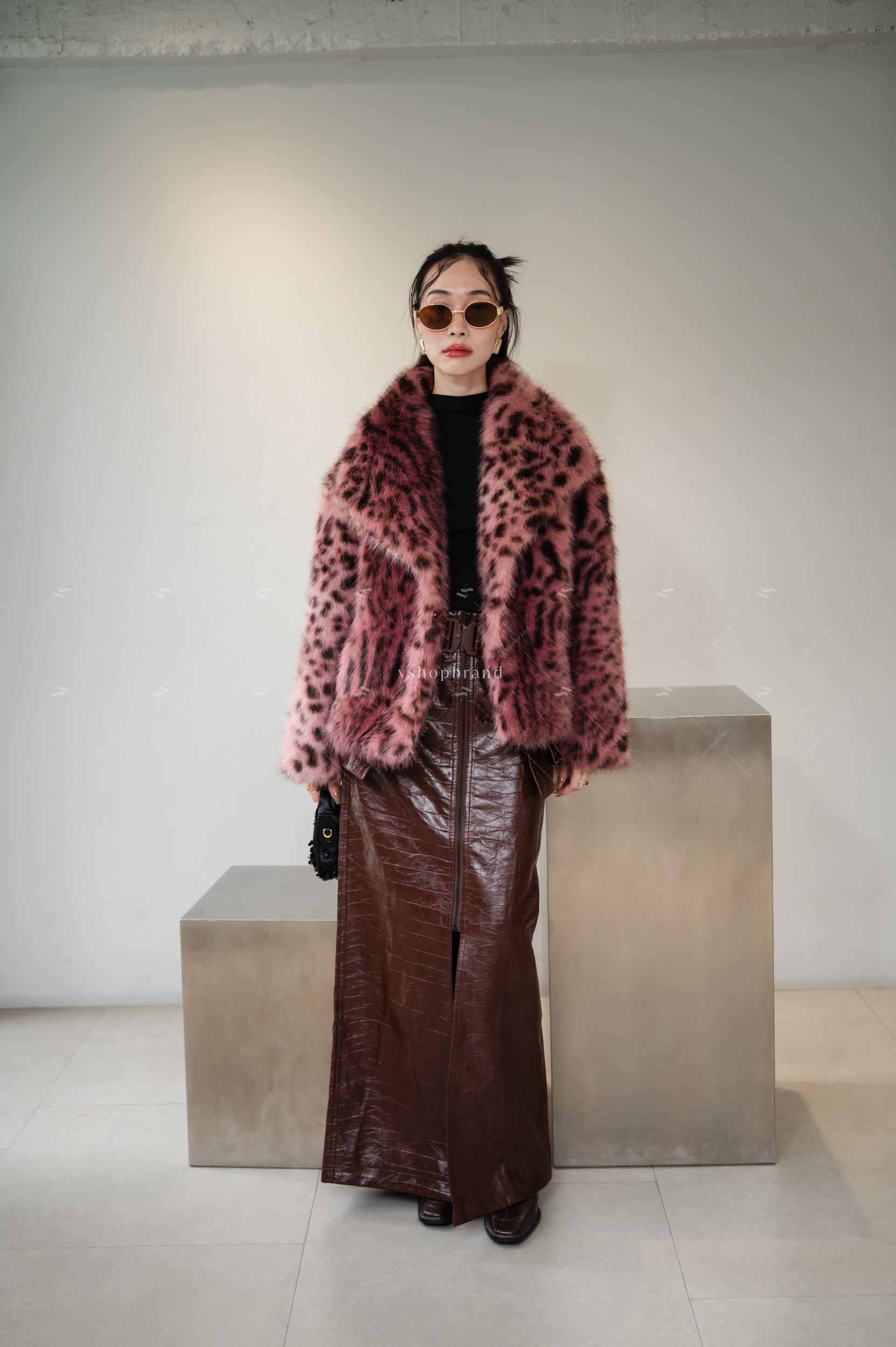 เสื้อคลุมขนเฟอร์ลายเสือ