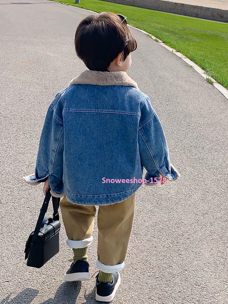 แจ็คเก็ตขนแกะเด็กชาย เด็กผู้หญิง แจ็คเก็ตยีนส์เด็กใส่กันหนาว กันลม กันหิมะได้ บุขนแกะสังเคราะห์หนาใส่แล้วไม่คัน นุ่มนิ่มทั้งตัวใส่ได้ทั้งเด็กผู้หญิงและเด็กผู้ชายไซ 80 ถึง 140