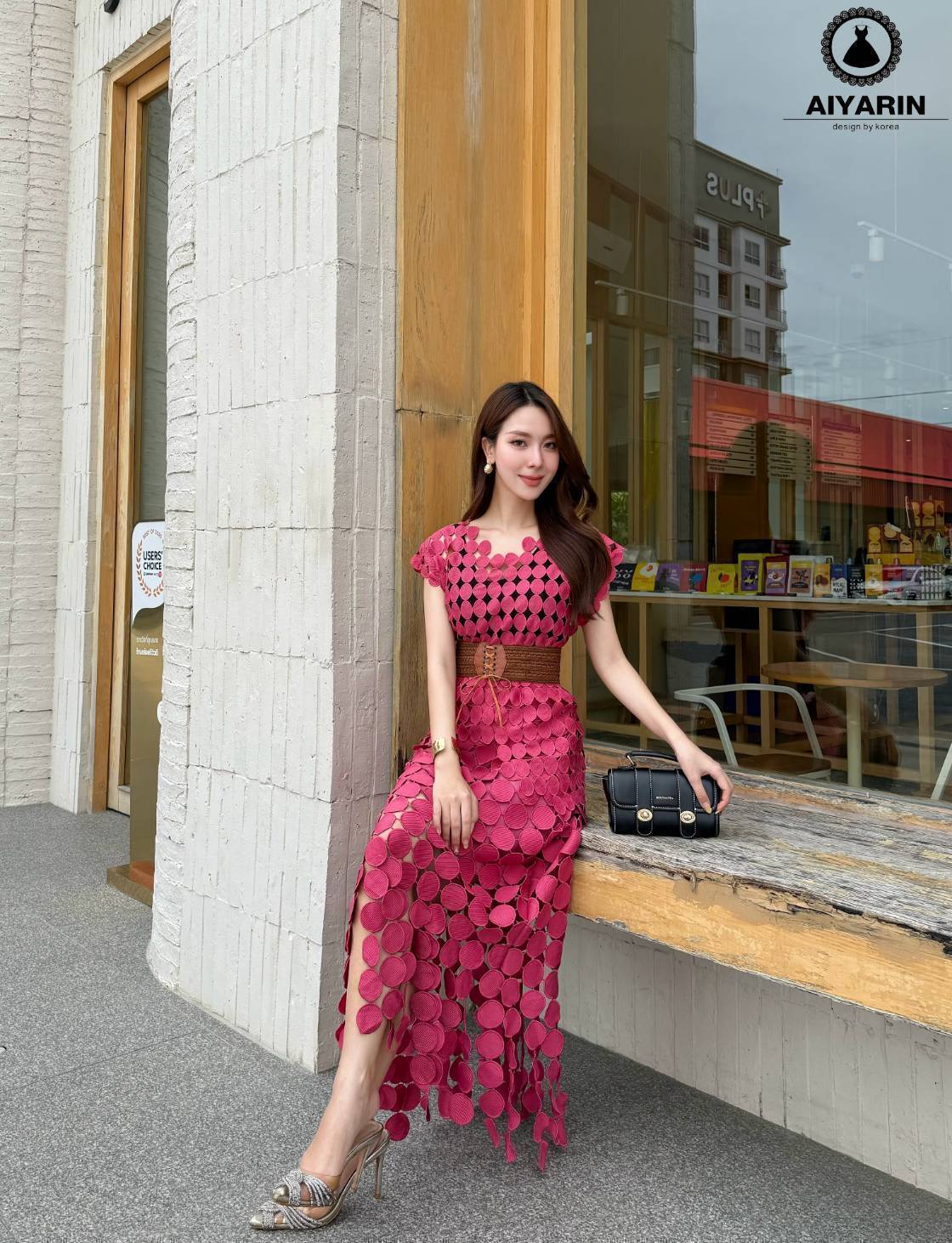 เซ็ตเสื้อกระโปรงผ้าลูกไม้ๆกระโปรงผ้าเนื้อดีมีทรงสวยมั้กๆผ้าหนานิ่มไฮโซสวมใส่ง่ายเเต่งเเนวลูกคุณมั้กๆคะเซ็ทเสื้อตกเเต่งเก๋ๆมาพร้อมเข็มขัด