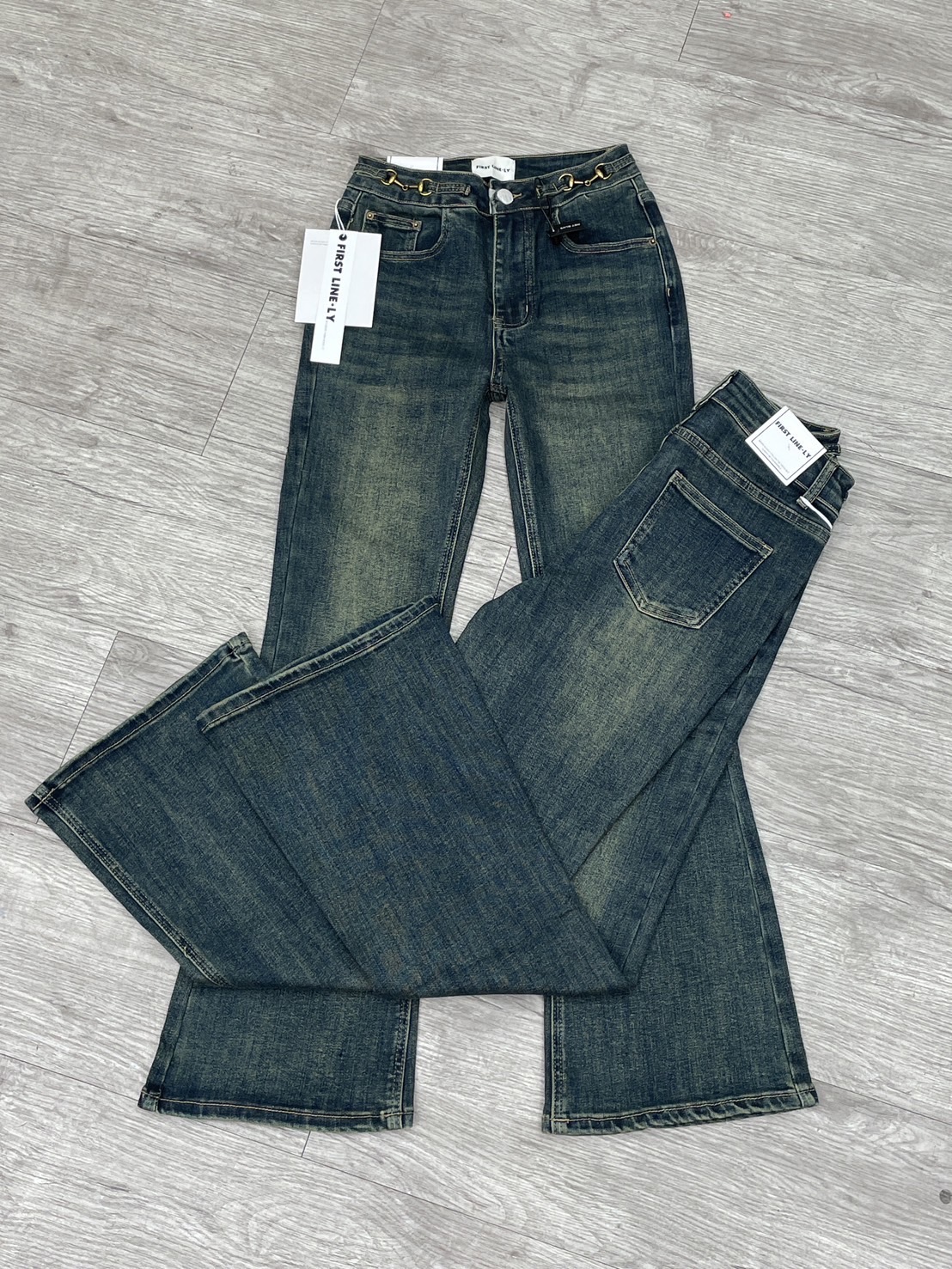 กางเกงยีน ขาม้า เอวสูงผ้ายีนยืด stretch jeans ดีแมทกับเสื้อครอบ เสื้อยาวได้หมด งานสวยมาผ้าใส่สบาย ใส่ได้ตลอดไม่มีเอ้า ย้ำยีนยีนยืด
