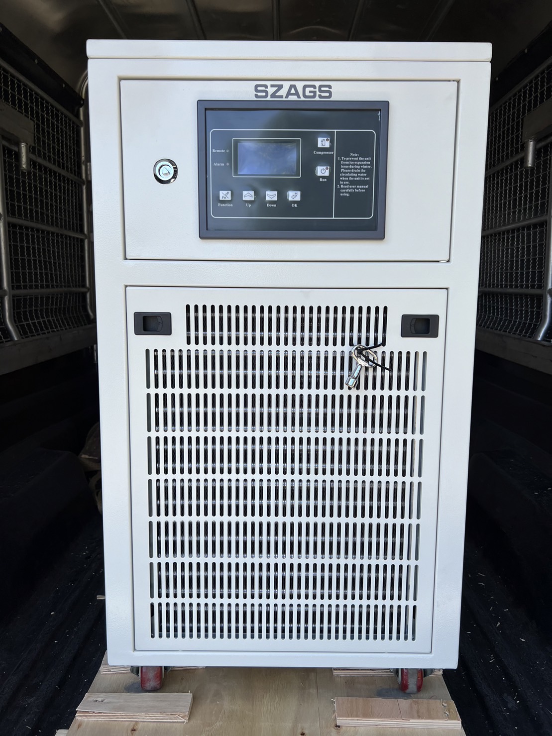 SZAGS : AIR COOLED INDUSTRIAL CHILLER No. AC-1