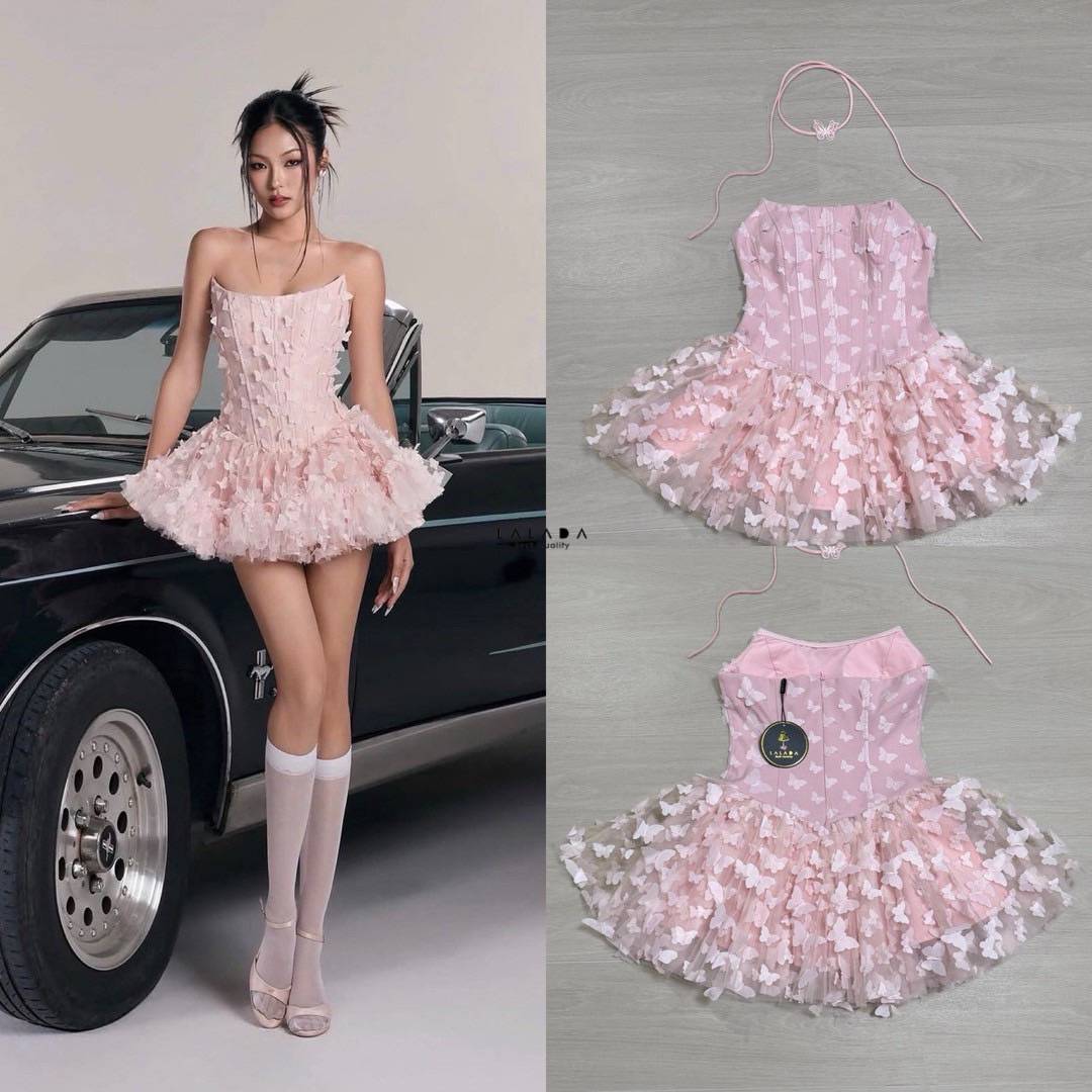 มินิเดรสเกาะอก สีชมพู งานซิปหลังเสริมฟองน้ำ ช่วงล่างแต่งระบาย 3 d + โชคเกอร์ที่คอ น่ารักโซคิ้ว มากๆค่ะ