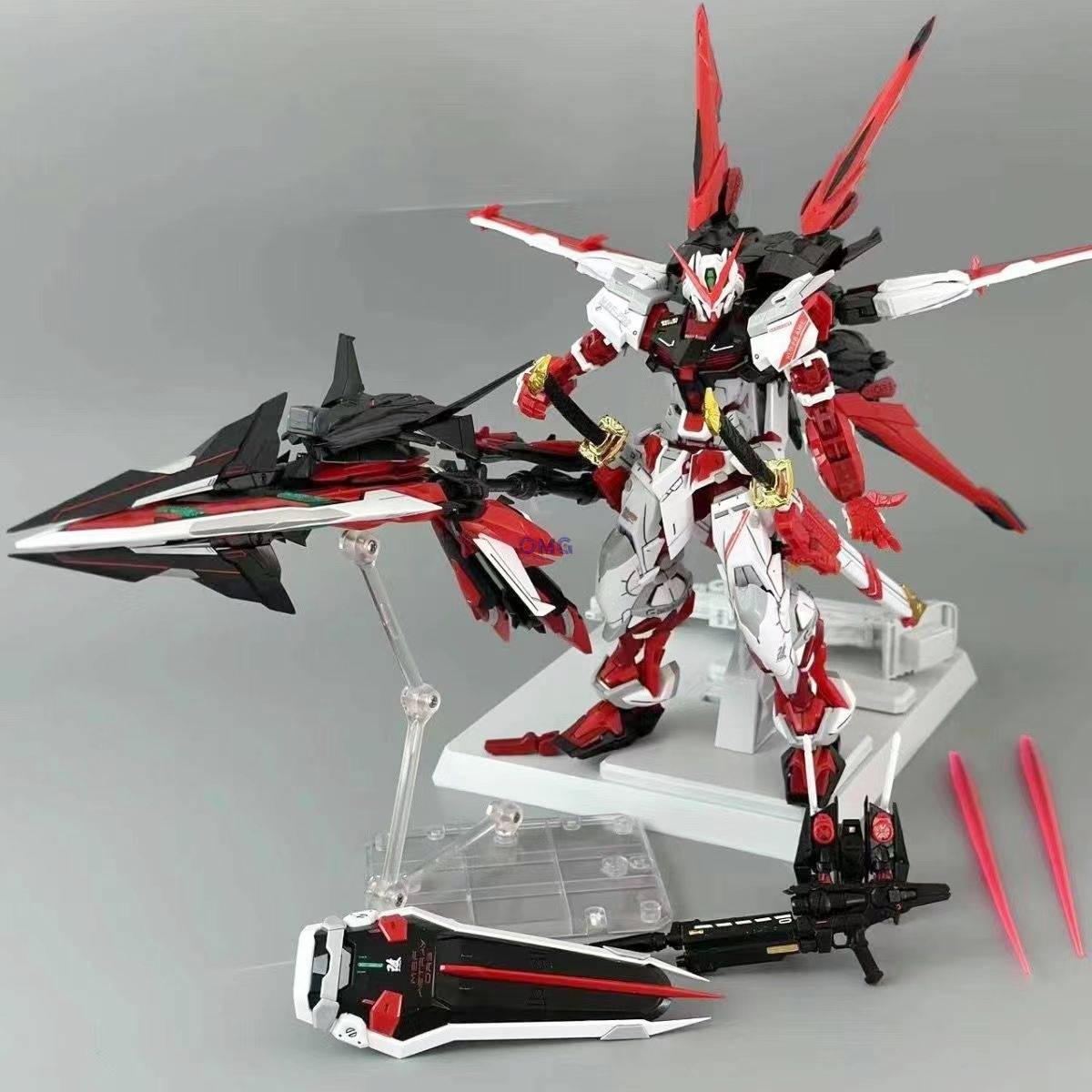 MG 1/100 Astray Red Frame Kai Ver.MB + Tactical arms + Backpack (8812A)[Daban]