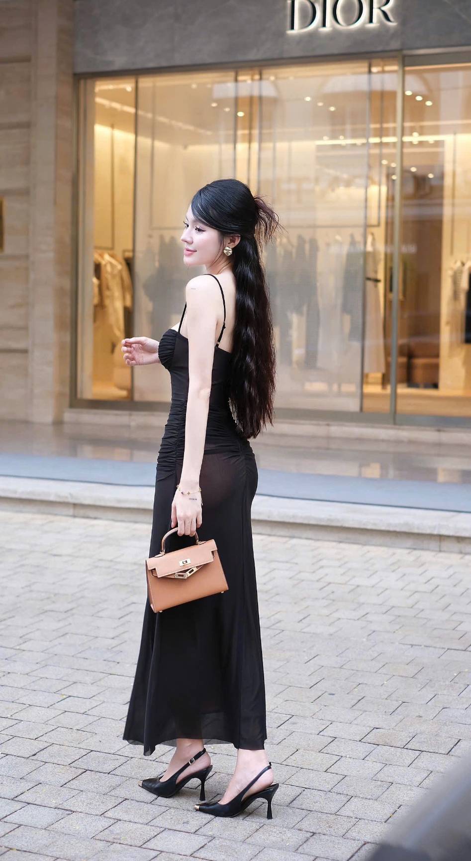 ชุดเดรส ยาว ออกงาน ปาร์ตี้ งานเลี้ยง