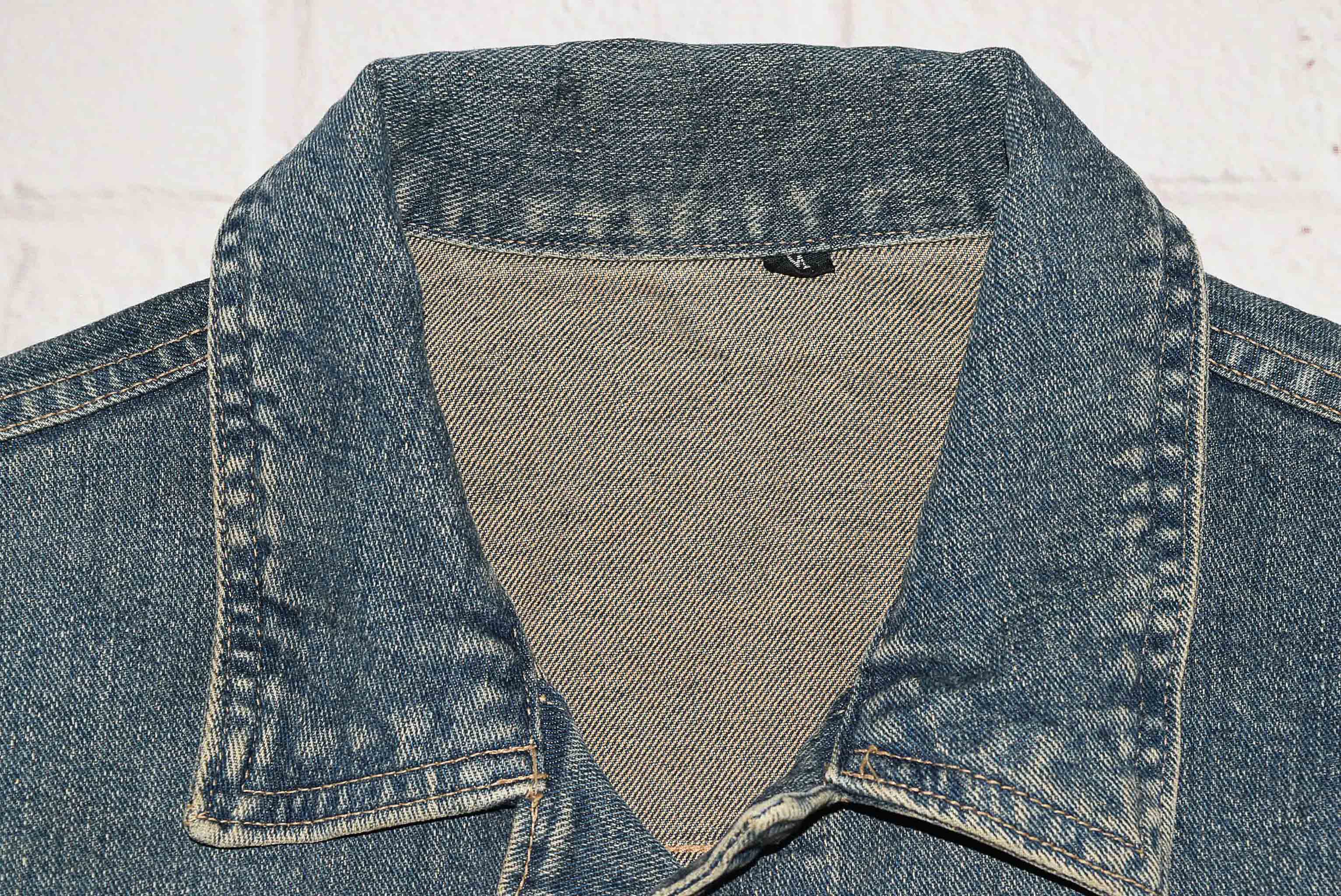 JEANS อกจริง 33 ไซส์ XS เสื้อแจ็คเก็ตยีนส์ แขนยาว ผู้หญิง สีเข้ม ผ้ายืด เนื้อผ้านุ่มใส่สบาย ใส่คลุมกันแดด