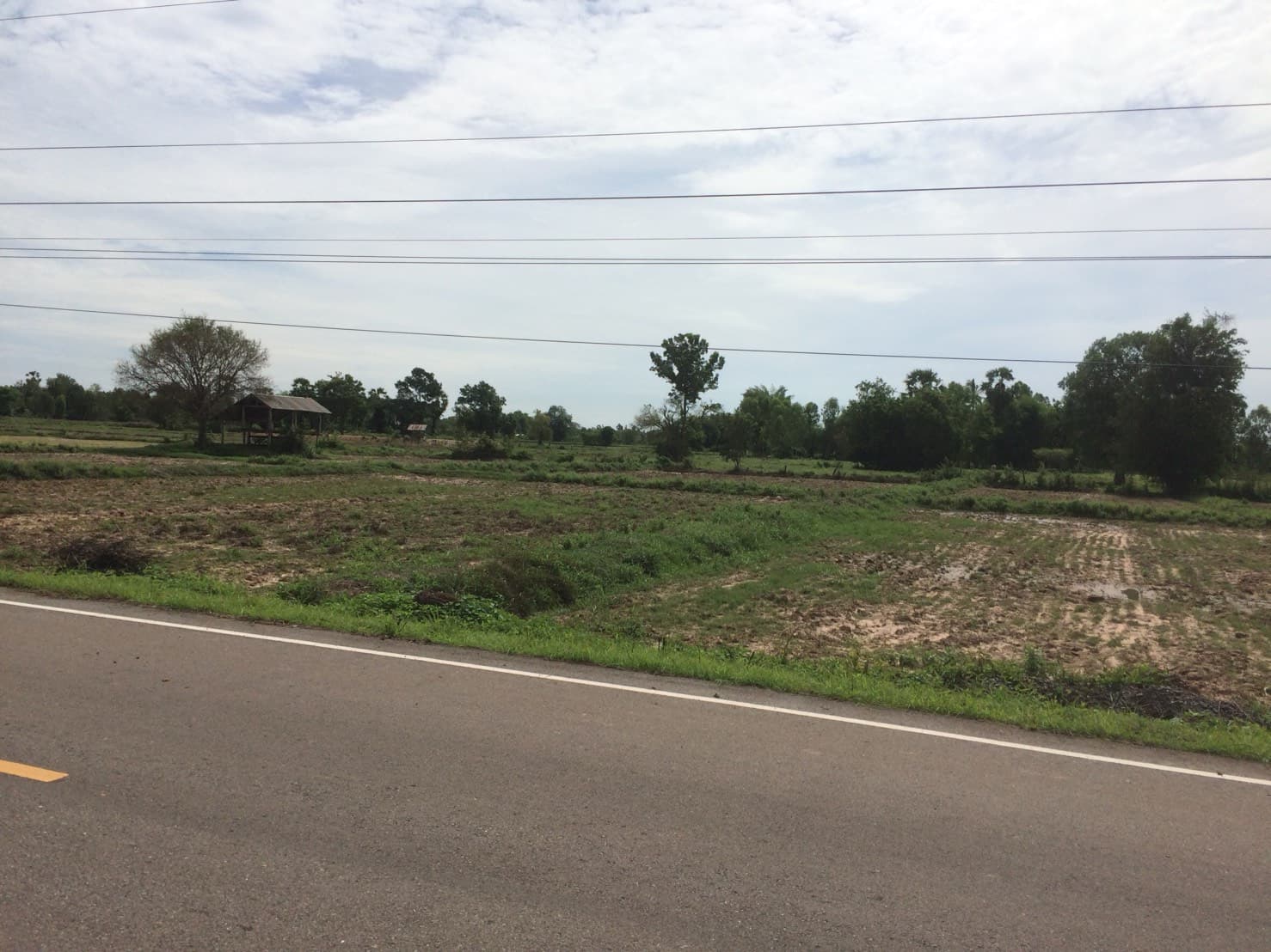 ขายที่ดินสวยราคาถูกที่สุด อ.หนองหาน จ.อุดรธานี ห่างจาก อบต.สร้อยพร้าว 2.4 กม.