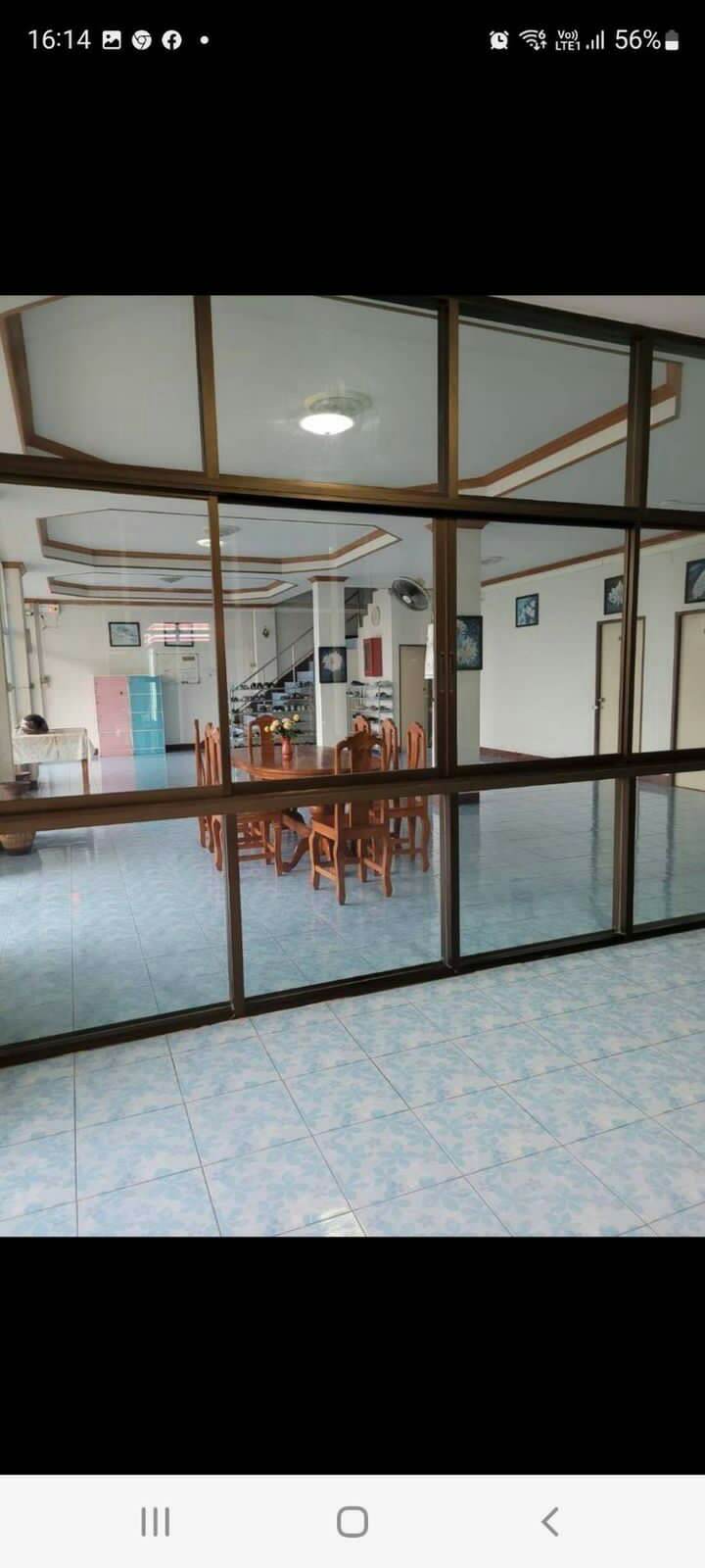 ขายหอพักใกล้มหาวิทยาลัยนเรศวร 300 เมตร อำเภอเมืองพิษณุโลก 4 คูหา 4 ชั้น 28 ห้อง บริการห้องพักรายเดือนเหมาะสำหรับผู้กำลังมองหาธุรกิจด้านอสังหาริมทรัพย์