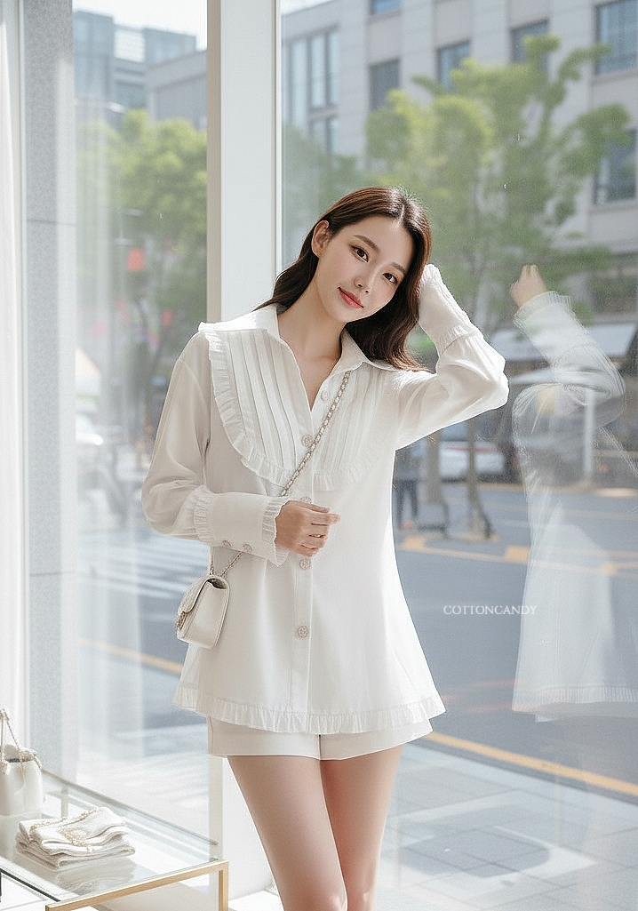 Tag#cottoncandy โอ้โห้ๆๆๆเสื้อเชิ๊ตรุ่นนี้ดีเทลดีมากๆคร่าาาา บอกเลย cottoncandyทำถึงสุดๆ ดีเทลตีเกร็ดหน้าสวยหรูดูแพง แต่งระบายสุดปัง กระดุมนำเข้าพรีเมี่ยม บอกเลย ลุคนี้ปั้วมากๆคร่าาาา