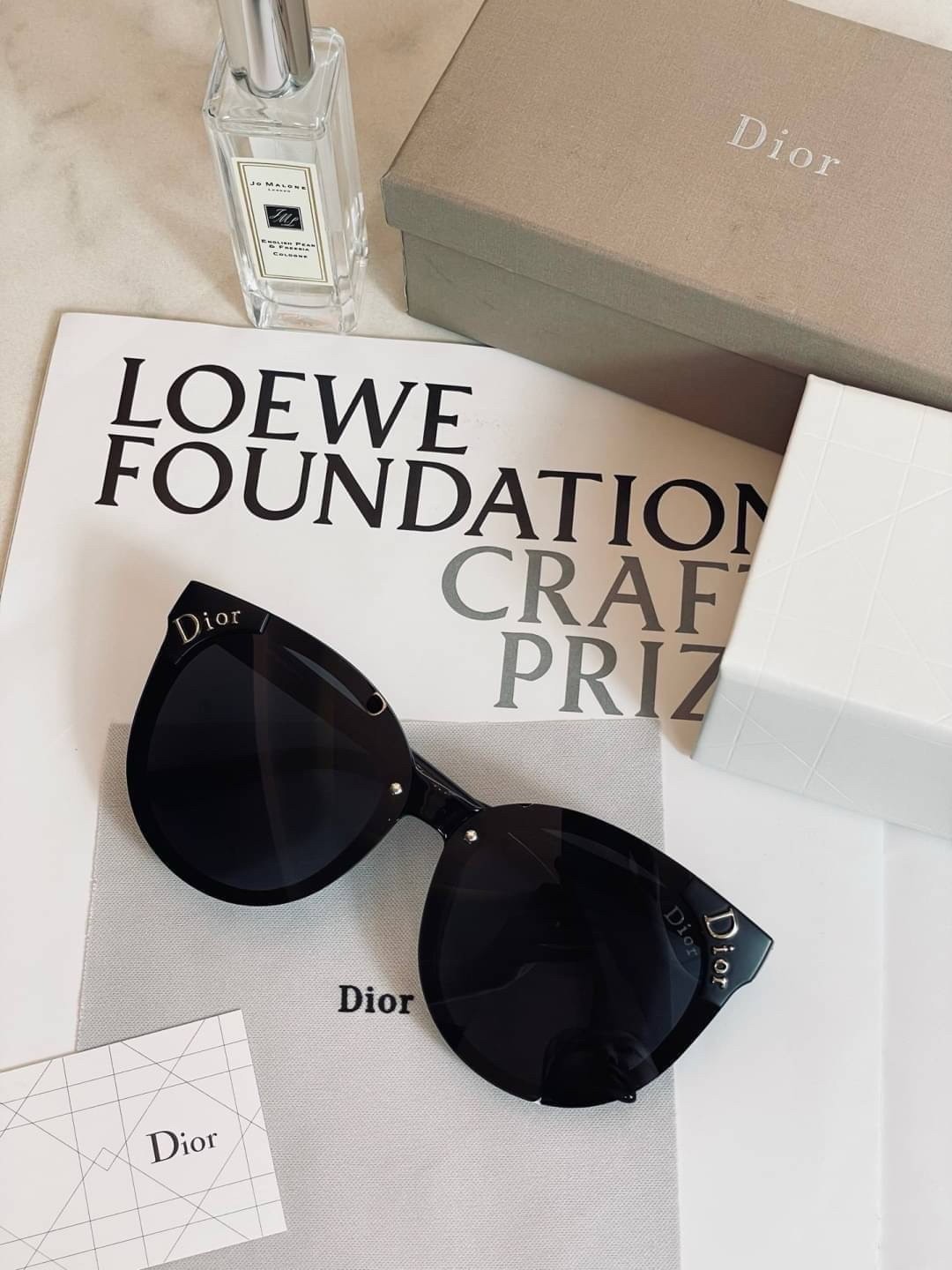แว่นตาดำกันแดดผู้หญิงเท่ห์ ๆ เก๋ ๆ แบรนด์เนมดิออร์ แว่นกันแดดโพลาไรซ์ DIOR SUNGLASSES