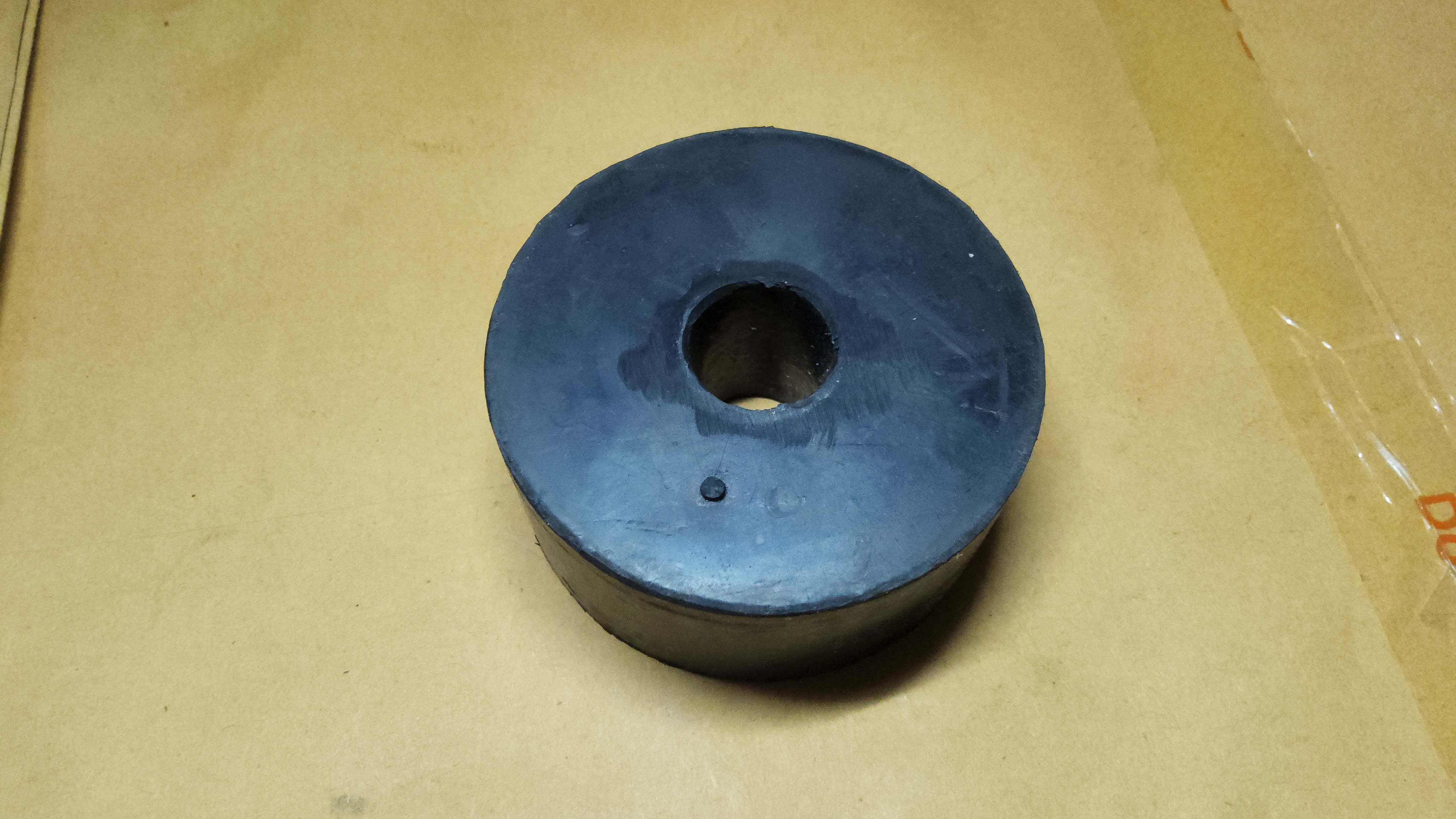 ยางแท่นเก่ง ดัดแปลง - ISUZU TX ตัวใหญ่ ( รู 18 นอก 69 หนา 31 ) 9-54347-059 ตัวละ