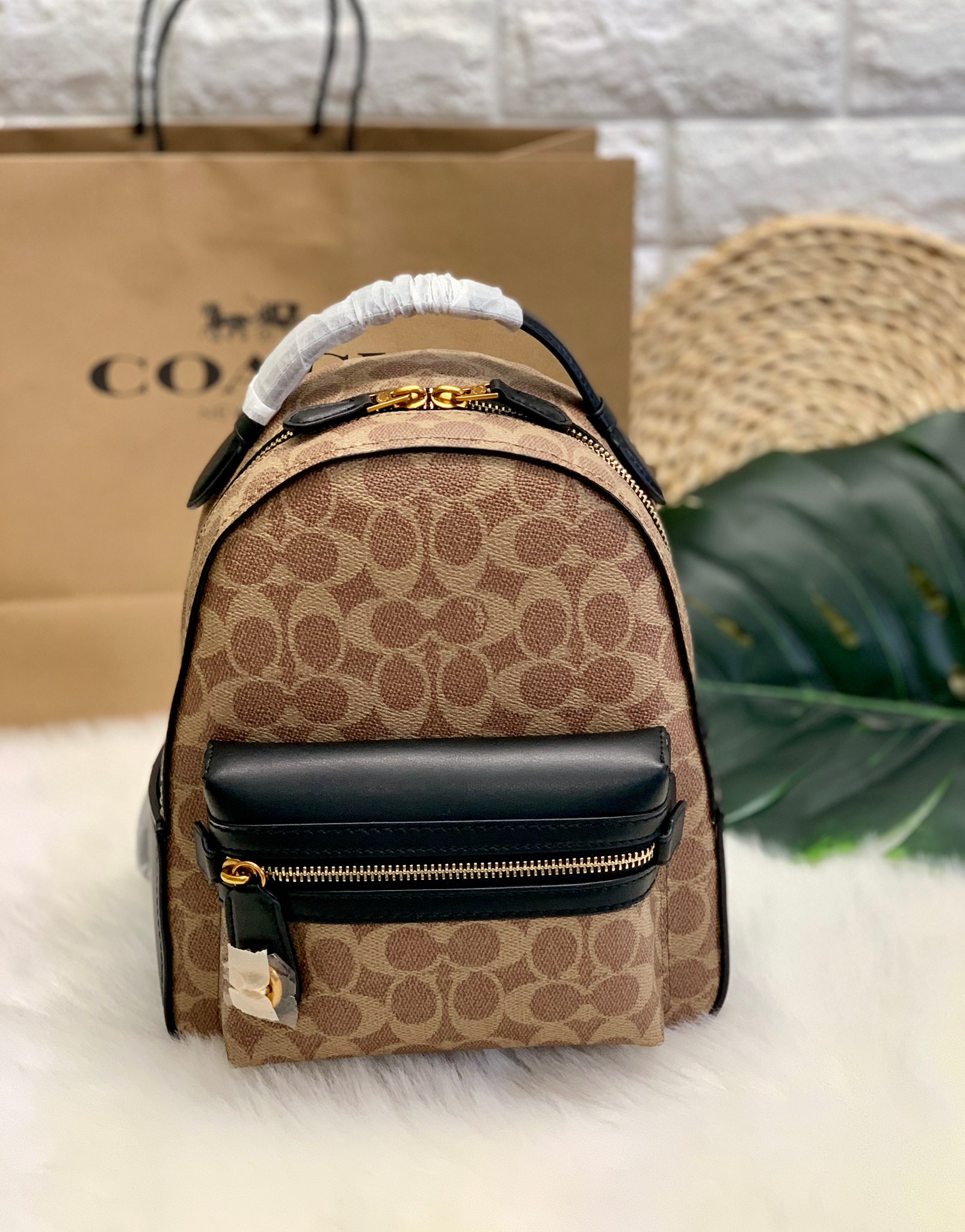 กระเป๋าเป้ไฮโซแบรนด์เนมโค้ชรุ่นลิมิเต็ดอีดิชั่นสีทูโทนน้ำตาลดำลายC หนังแท้หนังแคนวาส COACH CAMPUS BACKPACK ((32715))