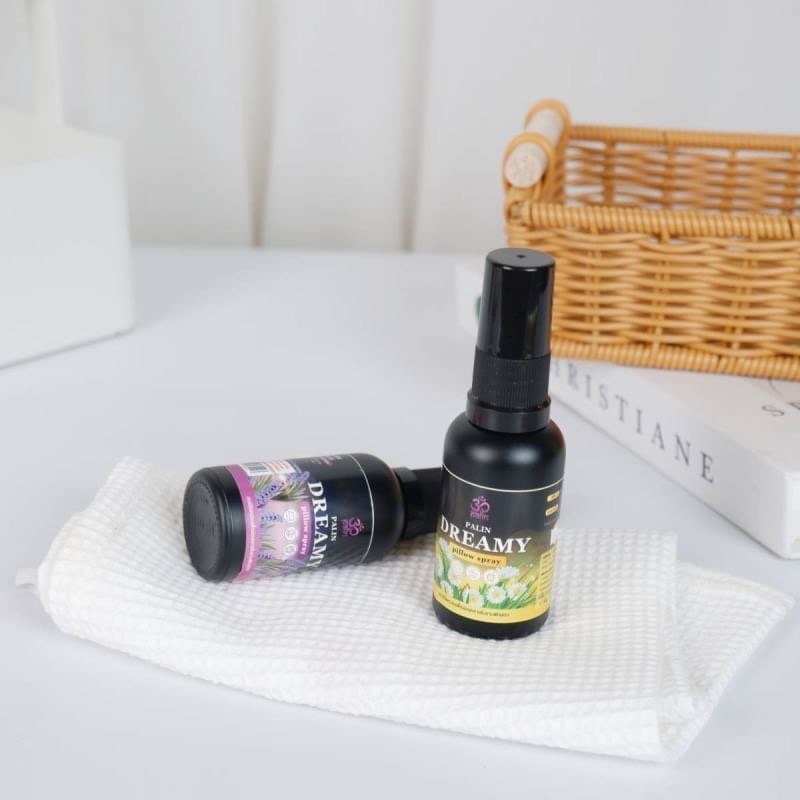 สเปรย์ฉีดหมอน ช่วยให้ผ่อนคลาย นอนหลับสบาย PALIN DREAMY PILLOW SPRAY 30g มี 2 กลิ่น Lavender , Chamomile