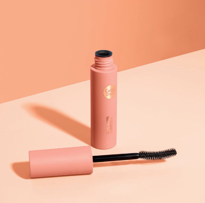 Cathy Doll Eye Dorable Mascara Curl Bomb 9g.