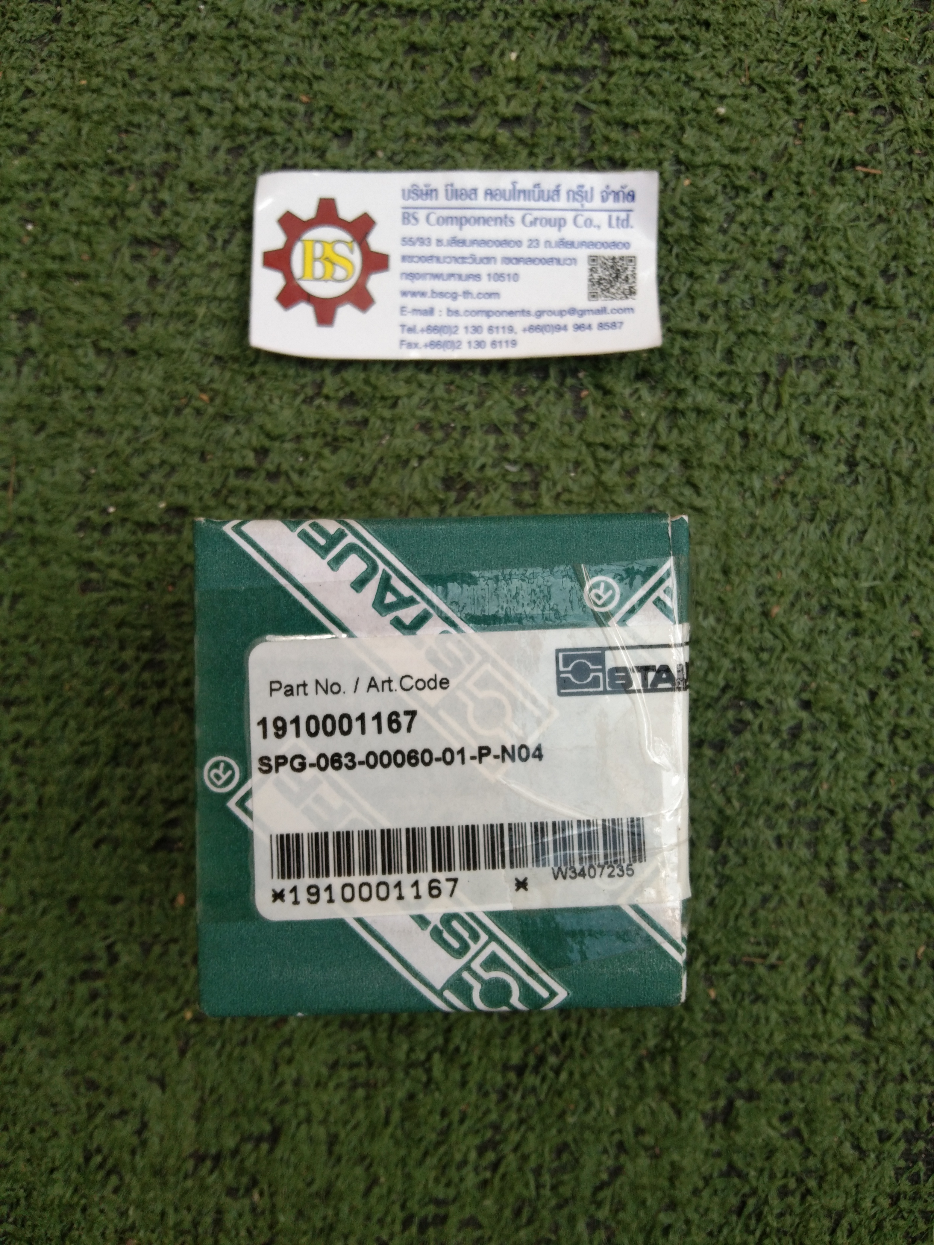 STAUFF : Pressure Gauge Panel mounting SPG-063-00060-01-P-N04 1/4NPT, 0…60bar, bar/PSI