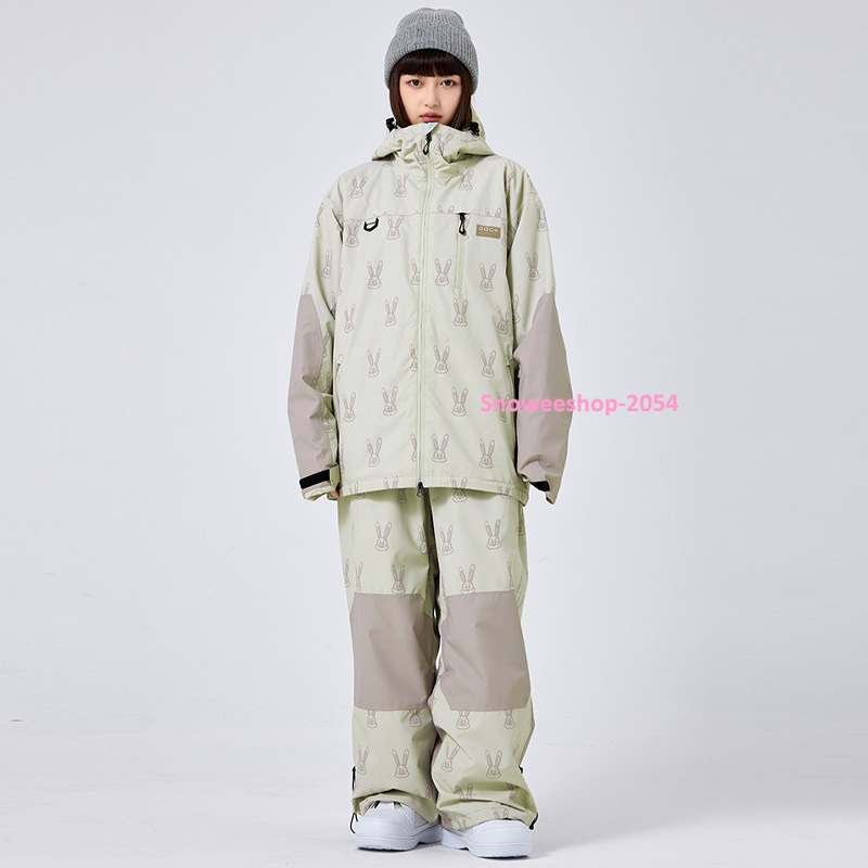 พร้อมลุยทุกลานหิมะ ชุดสโนว์บอร์ด / ชุดสกี กันหนาวระดับมืออาชีพ กันหนาวติดลบ ใส่แล้วอุ่นสบาย กันน้ำ กันลม กันหิมะสุดพลัง ทรง Oversize ใส่หลวมๆ เท่ได้ทั้งชาย & หญิง จะสกี จะสโนว์บอร์ด หรือแค่โพสท่าถ่ายรูป ก็คูลสุดๆ
