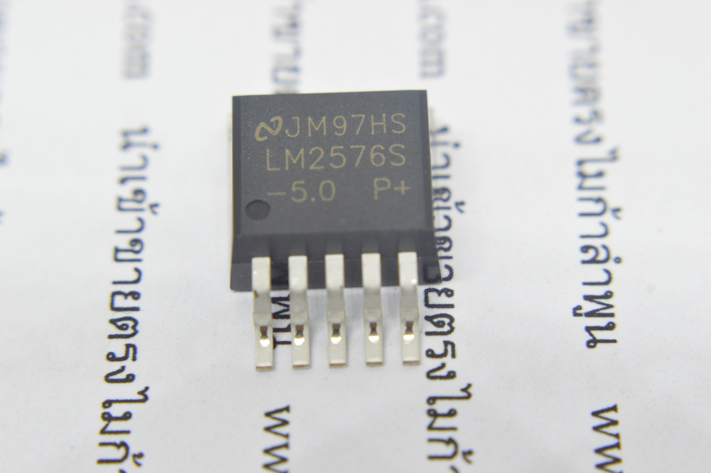 LM2576S TO-263 ควบคุมพลังงาน 3แอมป์ 5 โวลต์