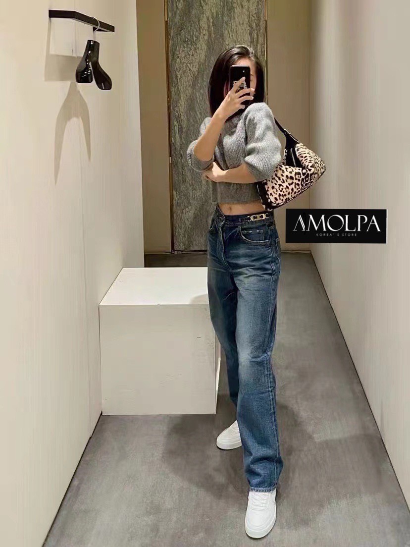 กางเกงขายาว งานสวยยยม๊ากกก กระดุมปั้ม อะไหล่ปั้มทุกจุด 1:1 งานไฮเอนชนช๊อป งานดีม๊ากกกกมาก ใส่สบายมีกระเป๋าข้าง แมทซ์กับอะไรก็สวย เก๋ สุดๆ ห้ามพลาดเลยน๊า #AMOLPA BRAND CODE – CL-DM