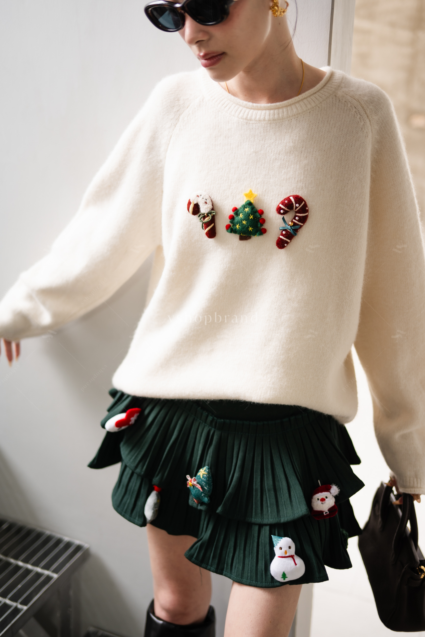 เสื้อไหมพรมแขนยาวปักคริสมาสต์