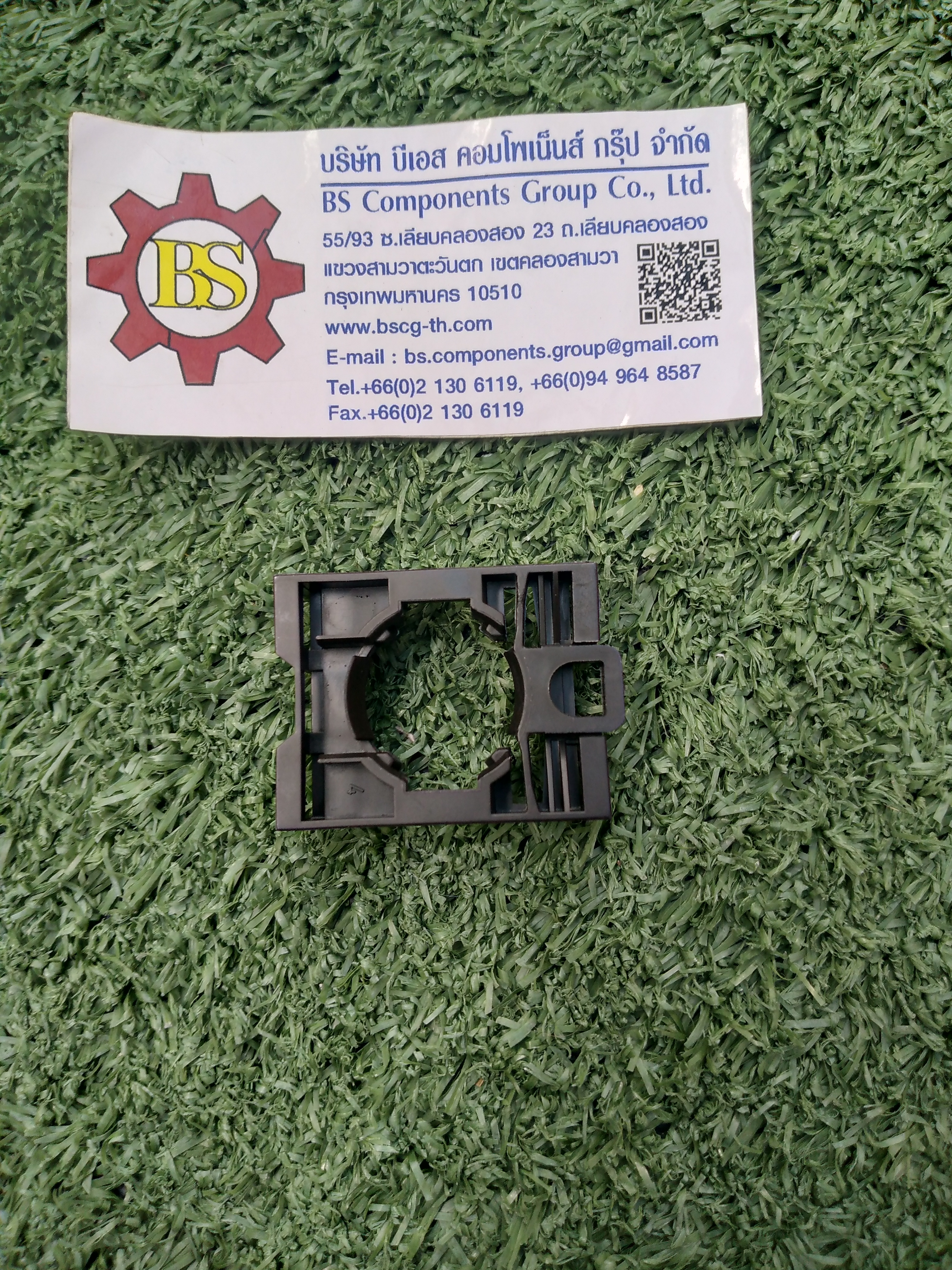 EATON : M22-A Fixing adaptor 3contact