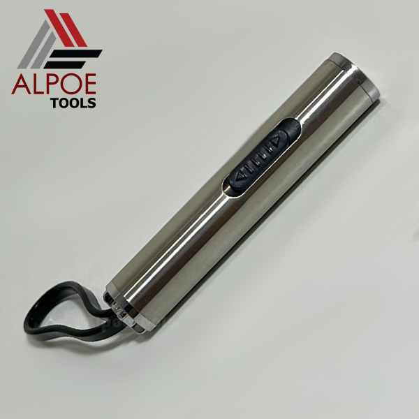 ไฟฉาย + เลเซอร์แสงสีแดง ขนาดเล็ก ถ่านนาฬิกา