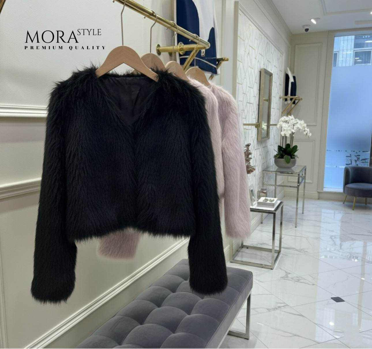 เสื้อคลุมแขนยาวแต่งขนทั้งตัว งานสวยแพง เหมาะกับแฟชั่นหนาวนี้สุดๆ ดีไซน์ออกมาเก๋ งานคือน่ารักมากค่ะ สาวๆต้องมีติดตู้นะคะ