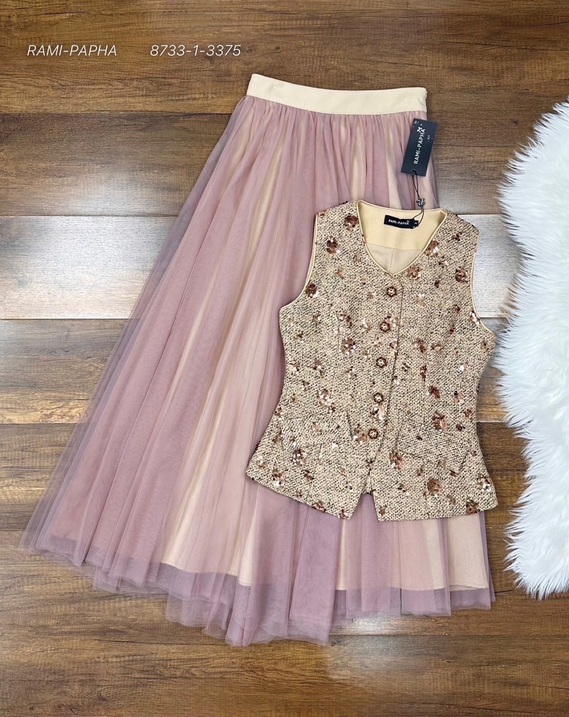 🔹Label :: RAMI-PAPHA(รมิปภา) เสื้อเนื้อผ้าทวีตสีสวยหรูโดดเด่น + กระโปรงยาวผ้ามุ้งซ้อนหลายชั้น #เสื้อผ้าแฟชั่น #แฟชั่น #ชุดเซต #งานป้าย #รมิปภา #ramipapha