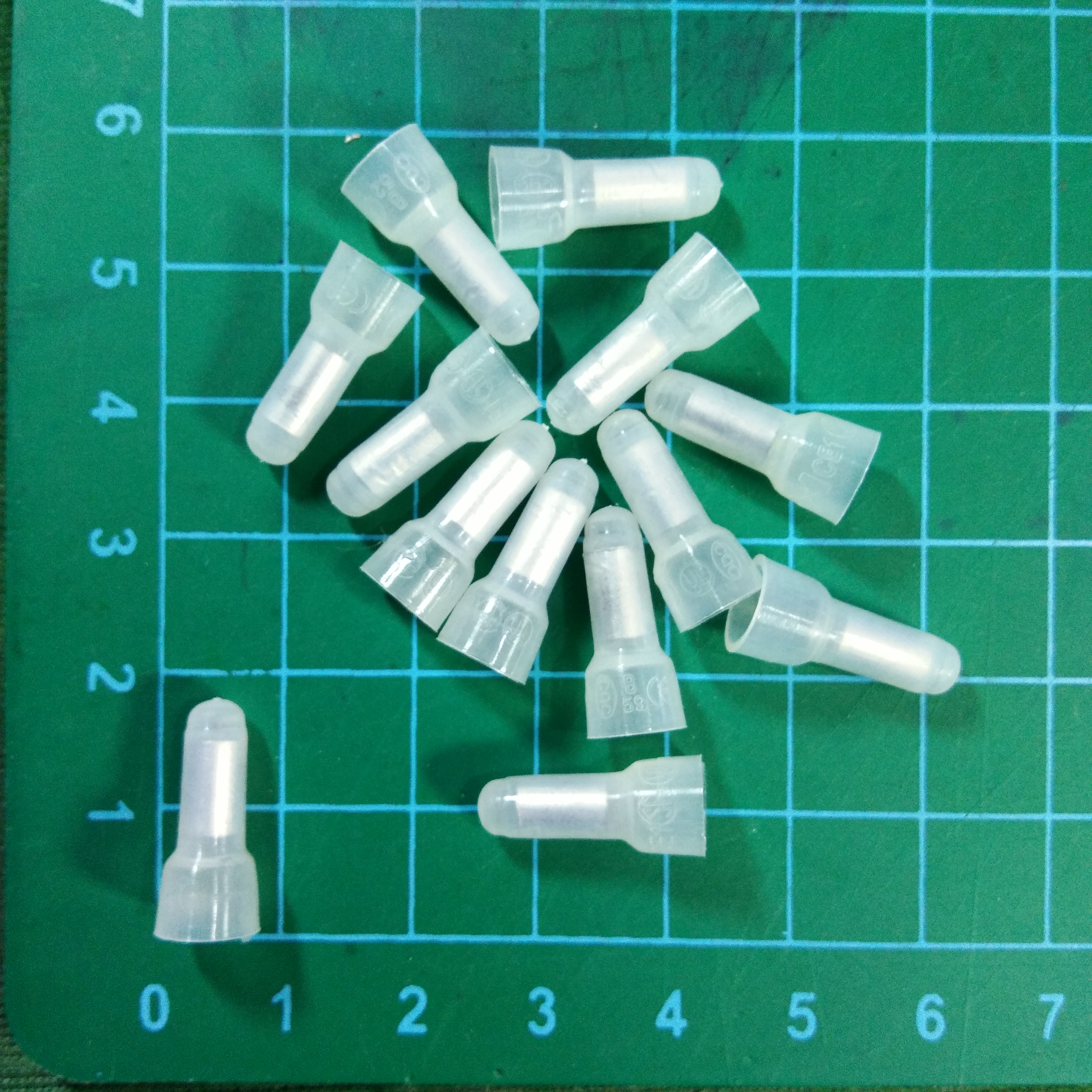 ฝาจีบแบบย้ำ / ปิดปลายสายไฟ CE1
