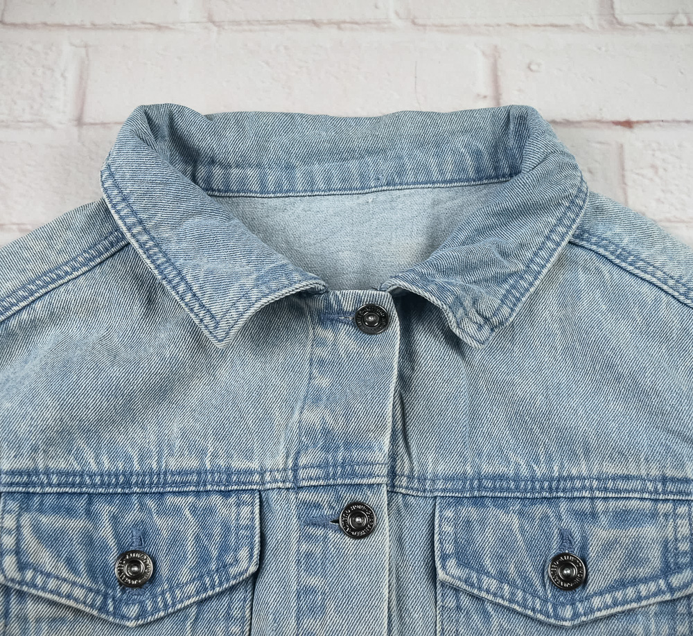 GUARANTEEDแท้ รอบอก 42 เสื้อแจ็คเก็ตยีนส์ ผู้ชาย สียีนส์ เสื้อแขนยาว เนื้อผ้าดี