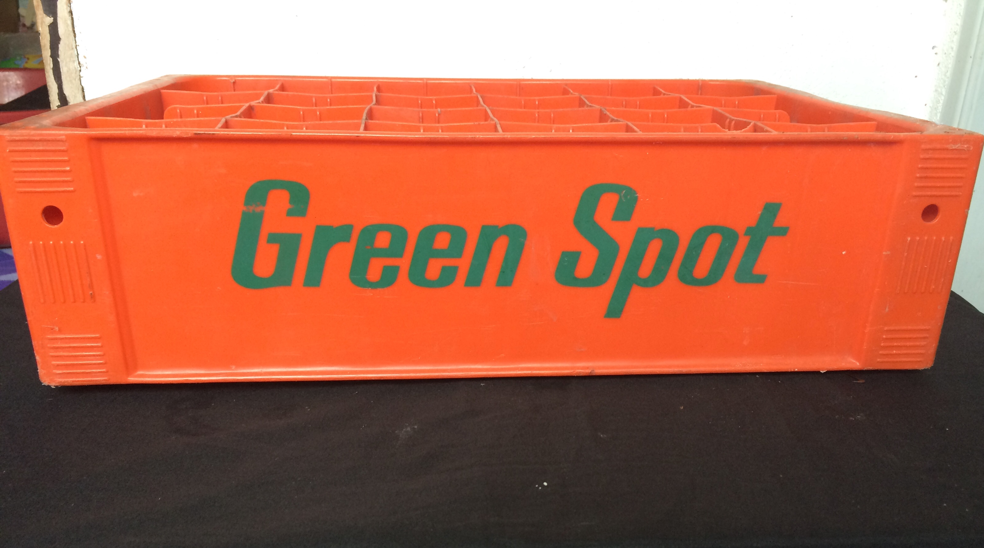 ลังพลาสติกกรีนสปอต