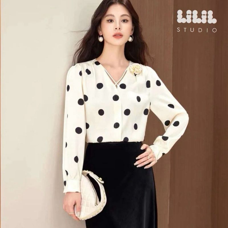 เสื้อซาตินลายจุด ใส่สบายมาก งานคุณภาพใส่สวย อินๆ ต้องมีนะคะสาวๆ