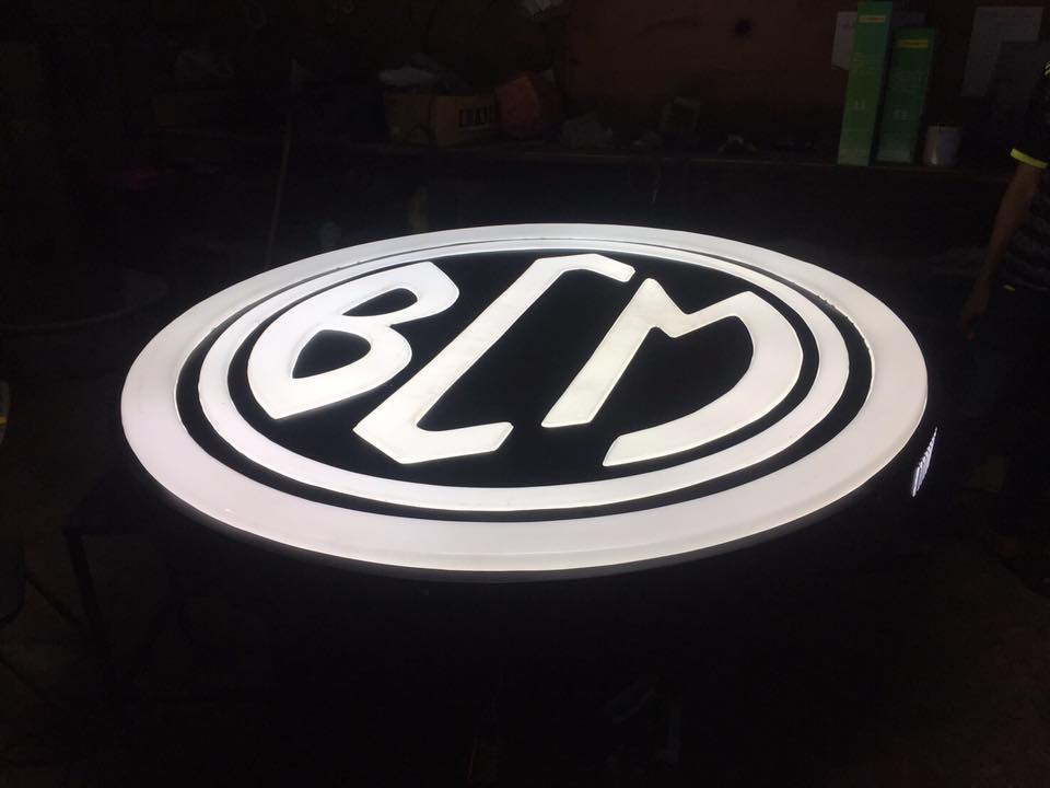 ป้ายอักษรไฟปั้มนูน