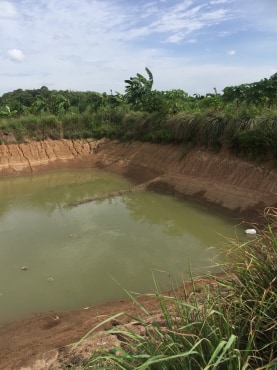 ขายบ้านพร้อมที่ดินราคาถูกติดถนนใหญ่หมายเลข (3468) ห่างจาก อบต.บ้านโข้ง 876 เมตร